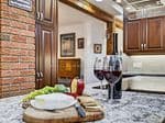 16365 Bathurst Street, Newmarket, ON L3X 1Z8