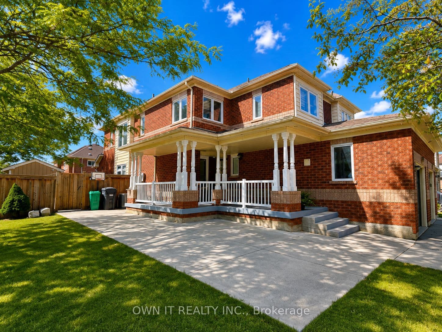 137 Prairie Rose Circle, Brampton, ON L6R 1R5