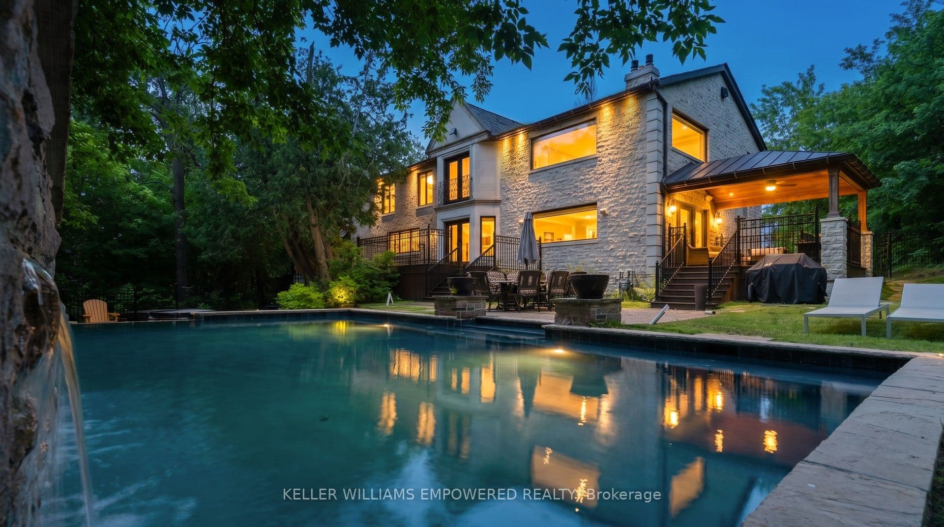 43 Woodland Acres Crescent, Vaughan, ON L6A 1G1