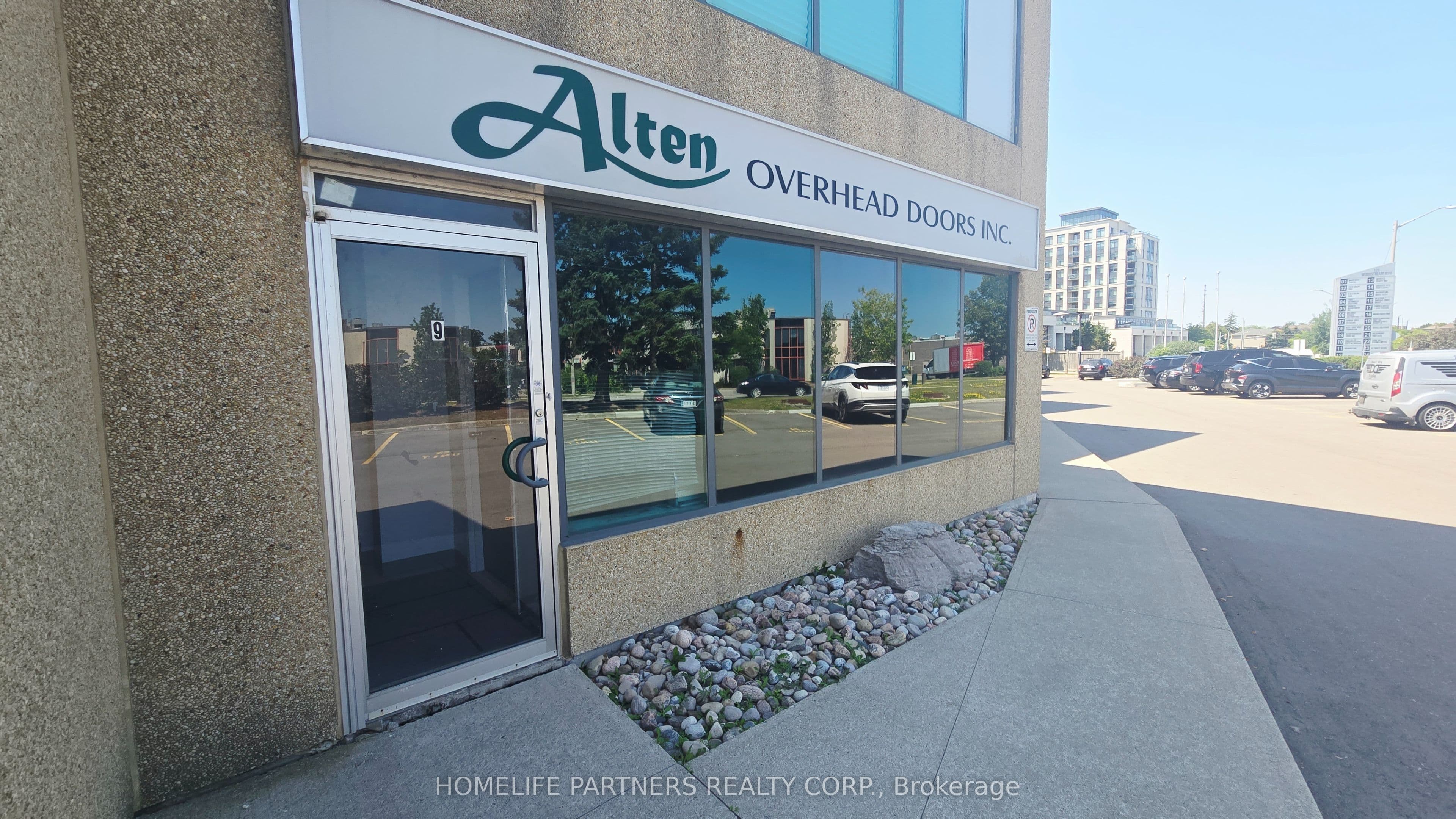 120 Woodstream Boulevard 9, Vaughan, ON L4L 7Z1