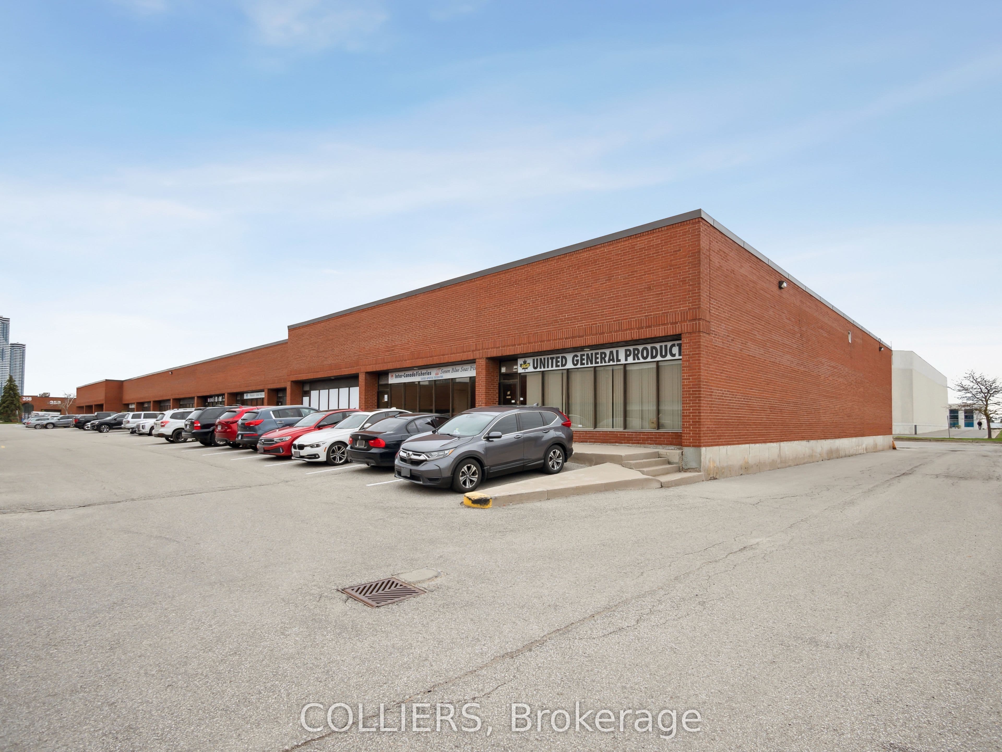 270 Pennsylvania Avenue Unit 13, Vaughan, ON L4K 3Z7