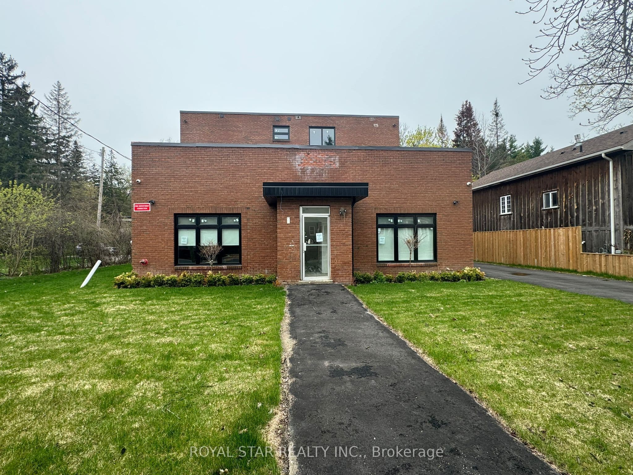504 Guelph Street, Halton Hills, ON L0P 1K0