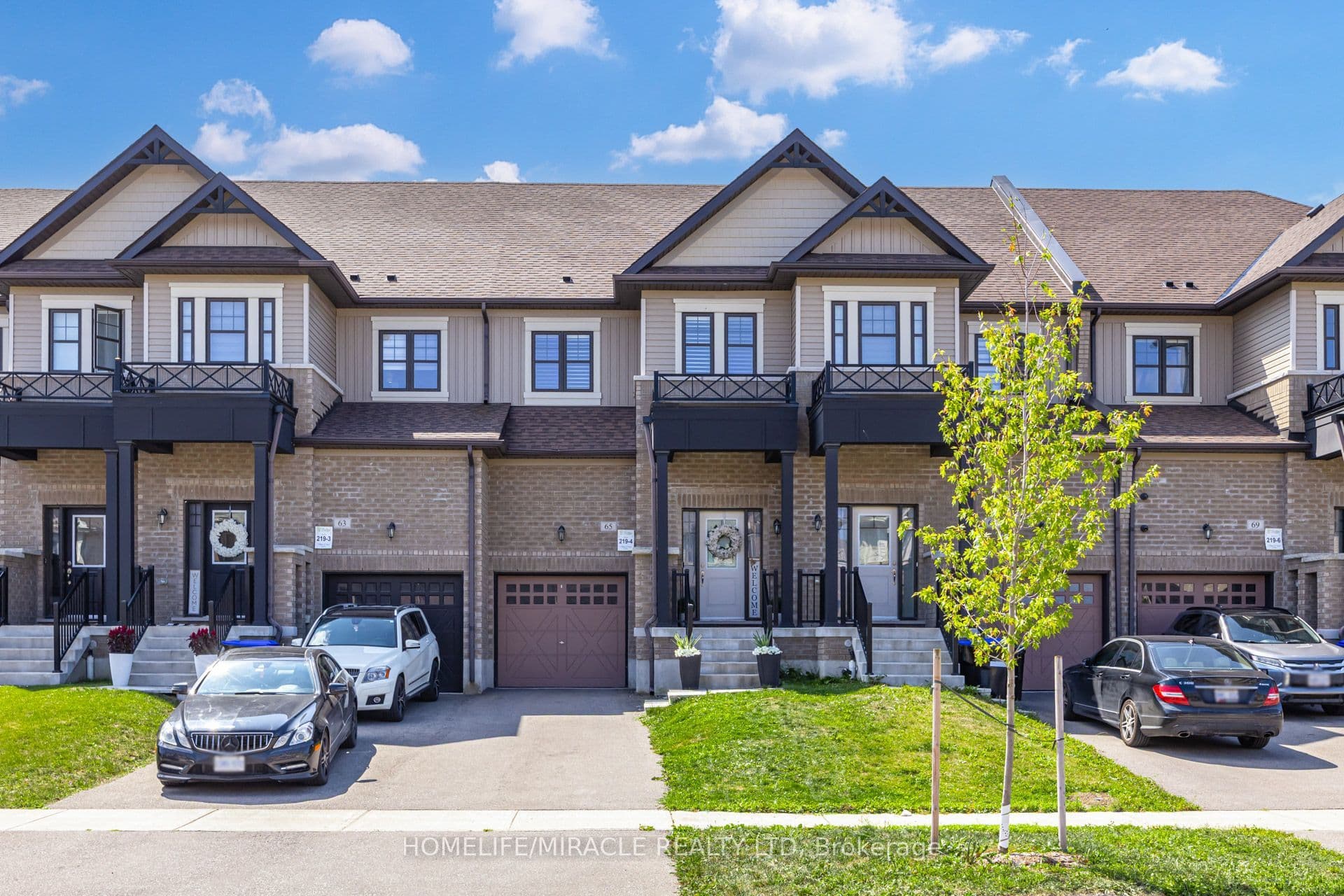 65 Lorne Thomas Place, New Tecumseth, ON L9R 0V8