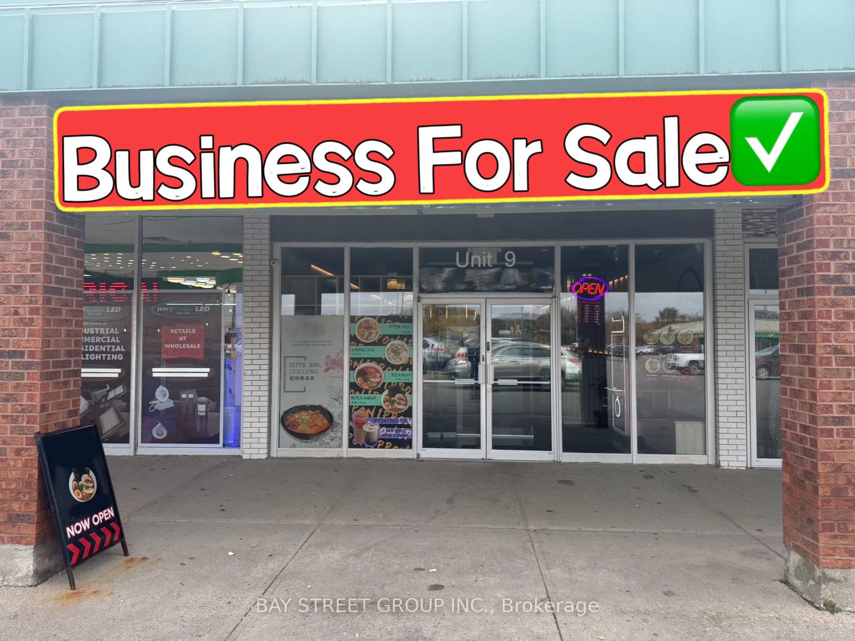 130 Davis Drive 9, Newmarket, ON L3R 2N1