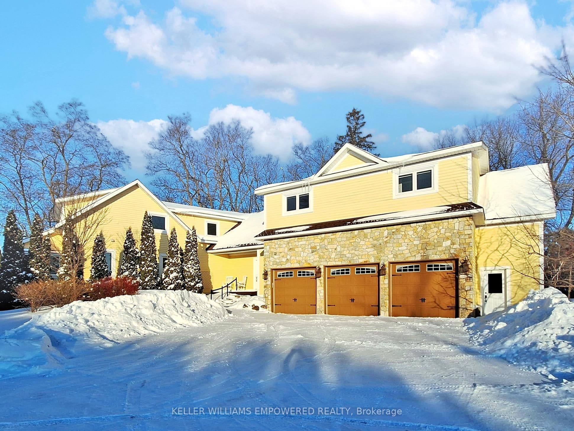 8 Macleod Estate Court, Richmond Hill, ON L4E 0B1