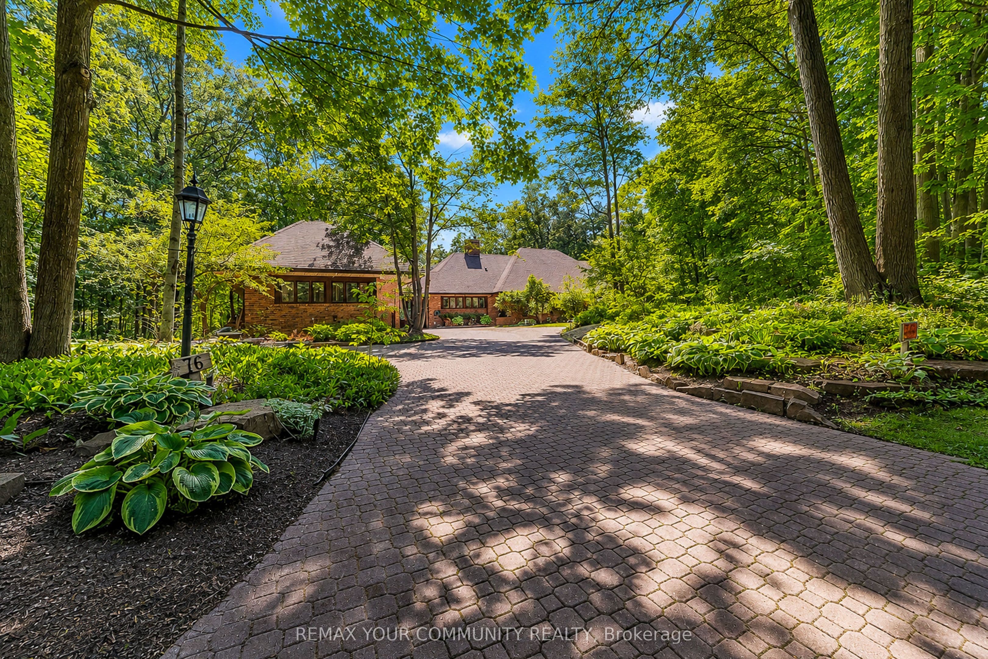 76 Trailwood Crescent, Richmond Hill, ON L4E 3L9