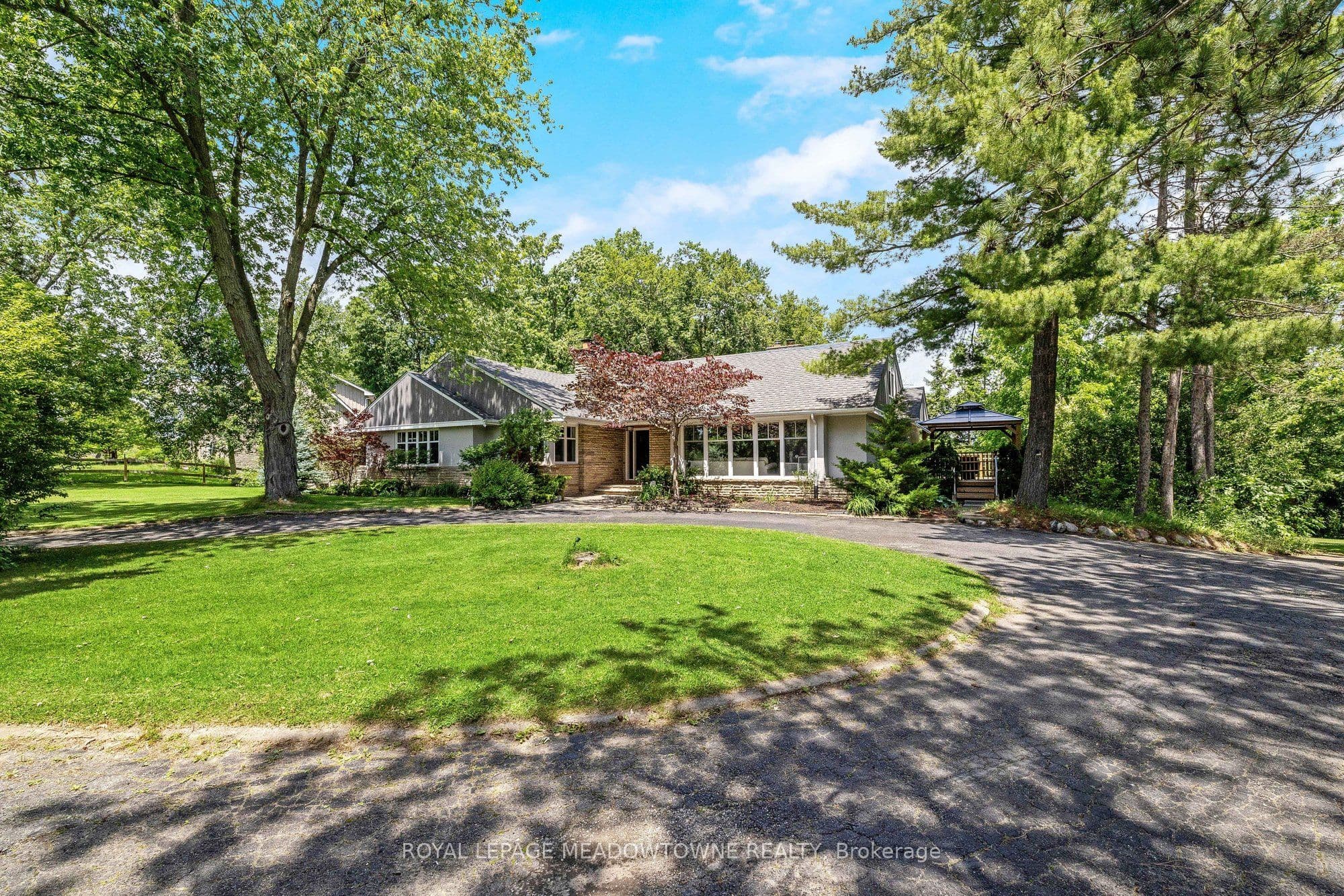 161 Confederation Street, Halton Hills, ON L7G 4S8