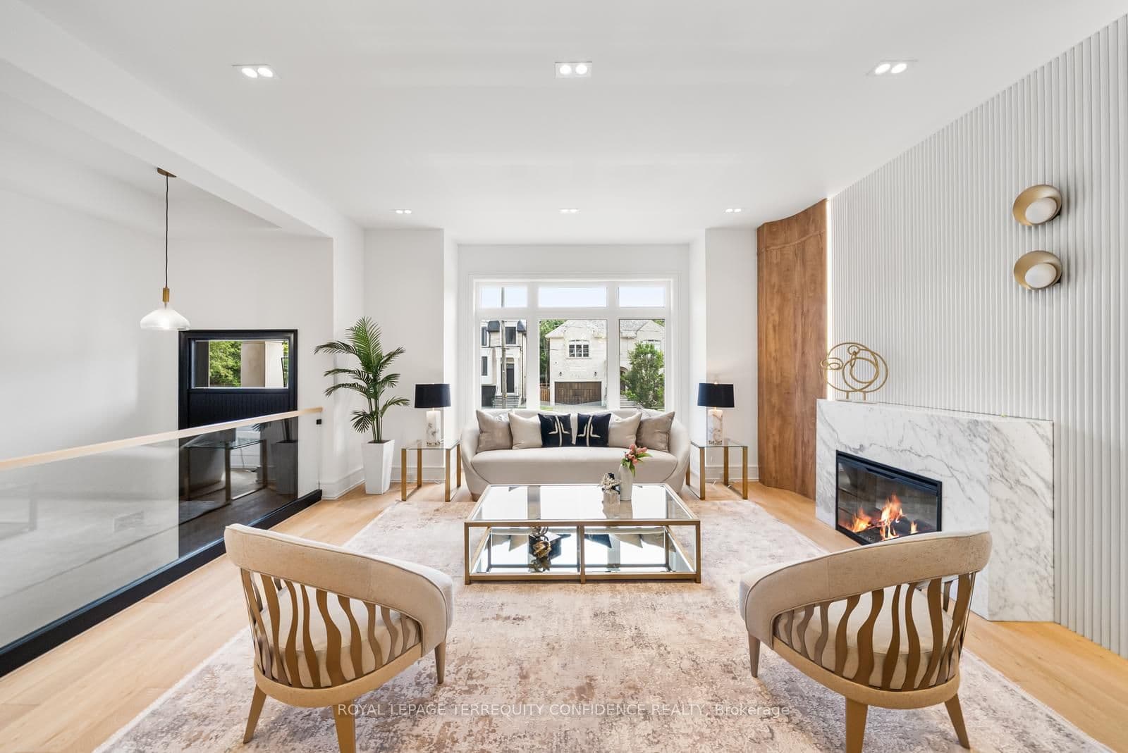 338A Horsham Avenue, Toronto, ON M2R 1G6