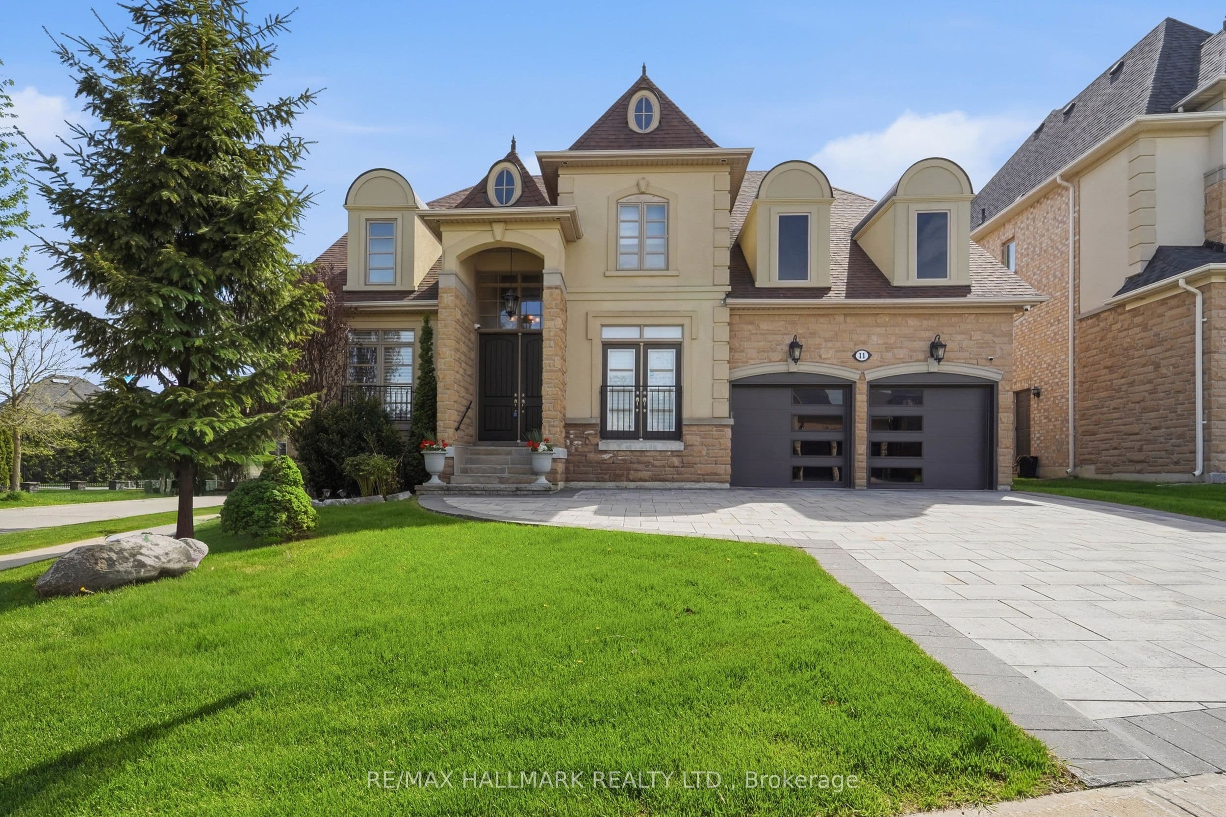 11 Pagean Drive, Richmond Hill, ON L4E 4R7