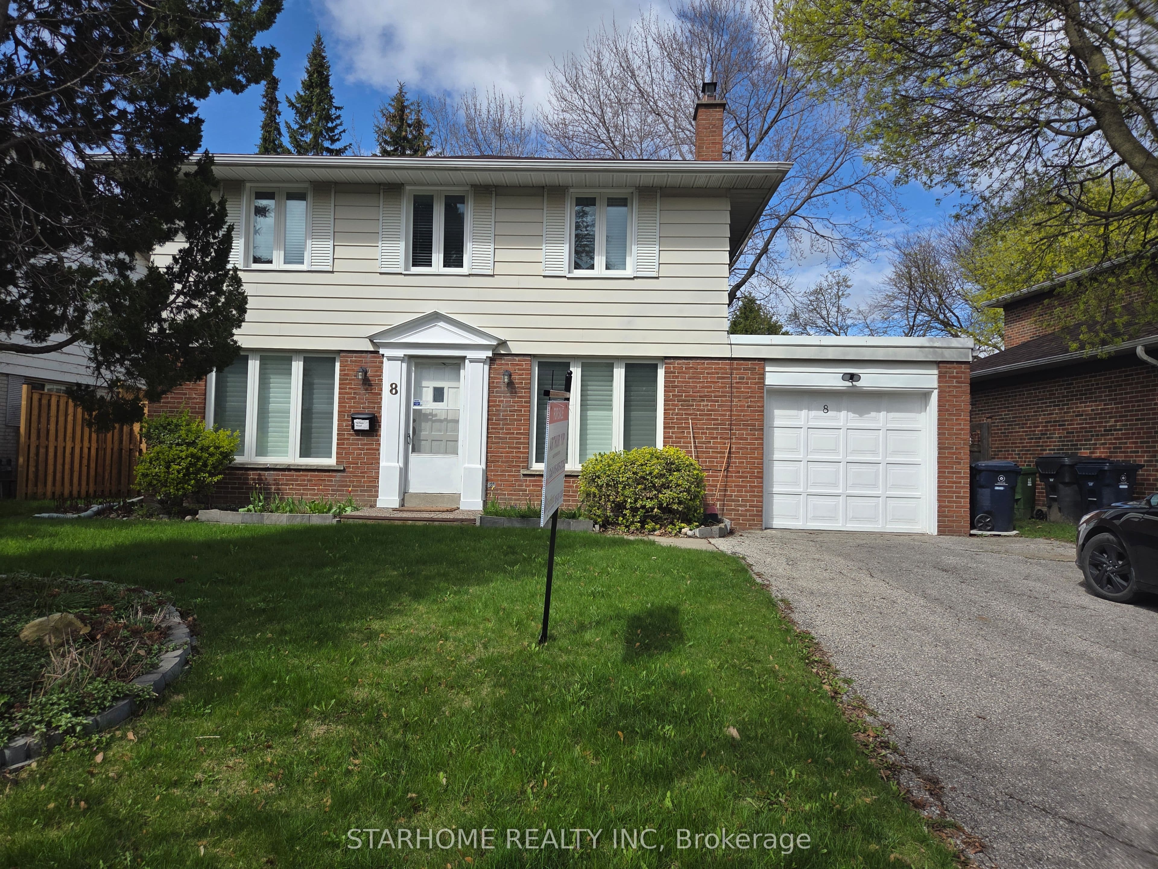 8 Shaughnessy Boulevard, Toronto, ON M2J 1H5