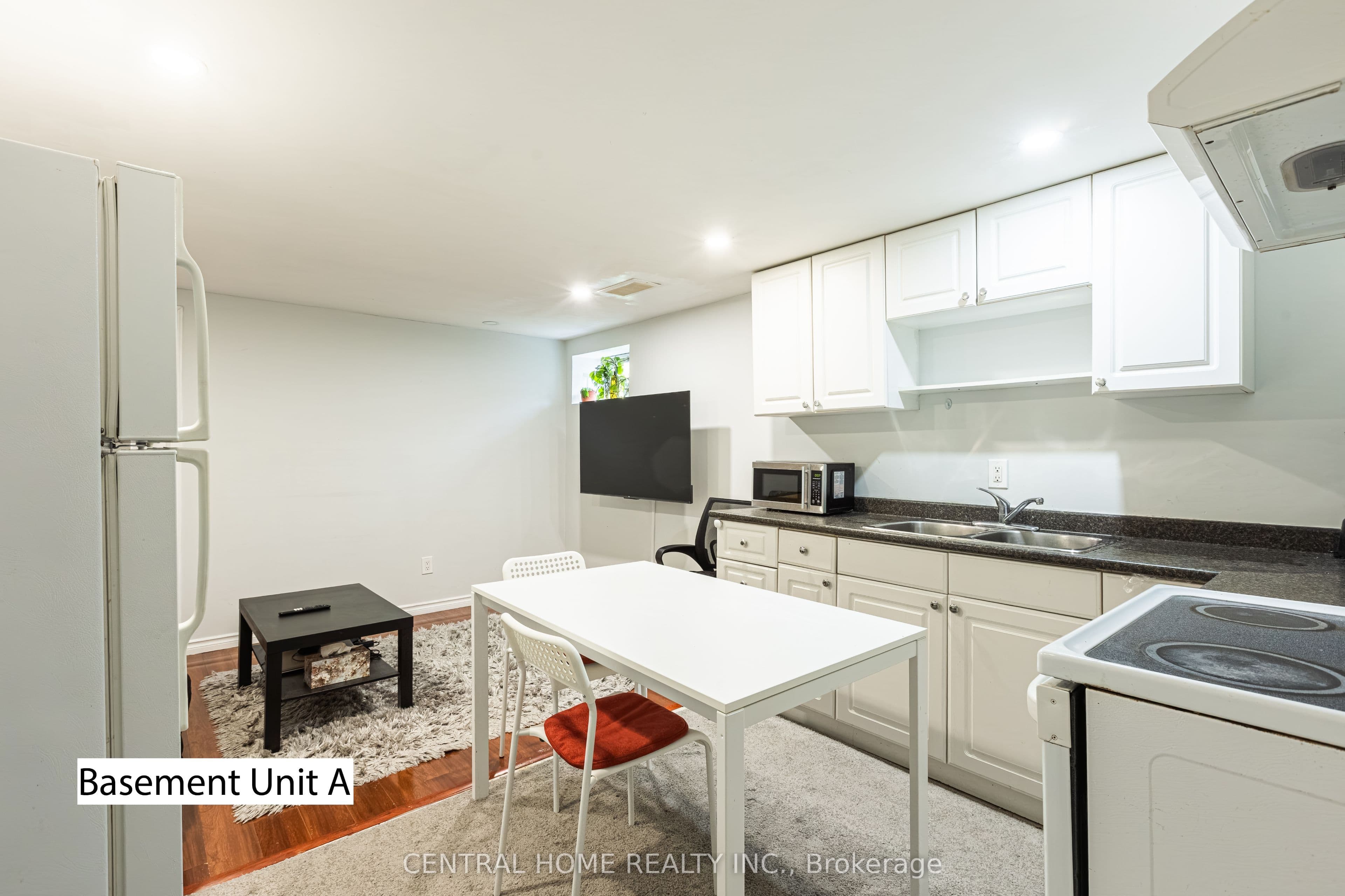 307 Boisdale Avenue, Richmond Hill, ON L4C 1R4