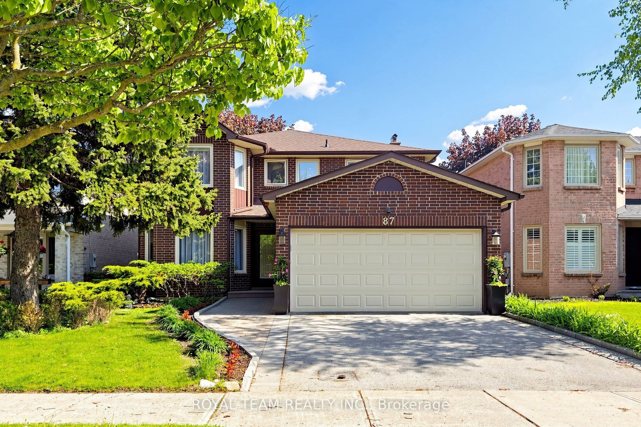 87 Mccallum Drive, Richmond Hill, ON L4C 7T6