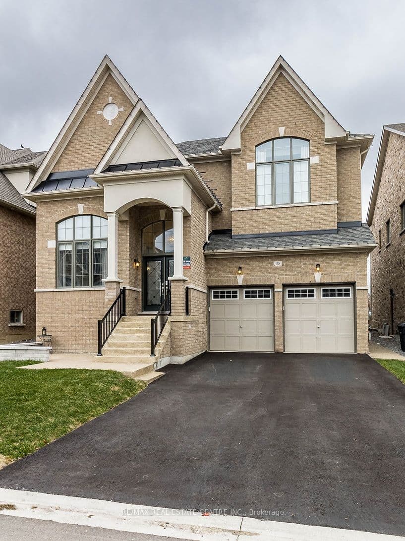 35 Arthur Griffin Crescent, Caledon, ON L7C 4E9