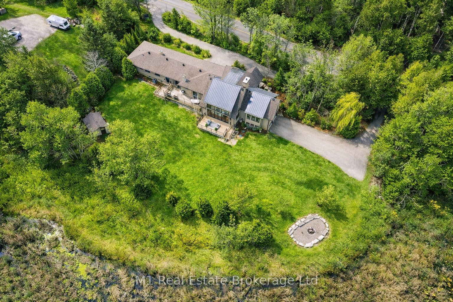 13569 Dublin Line, Halton Hills, ON L7J 2L7