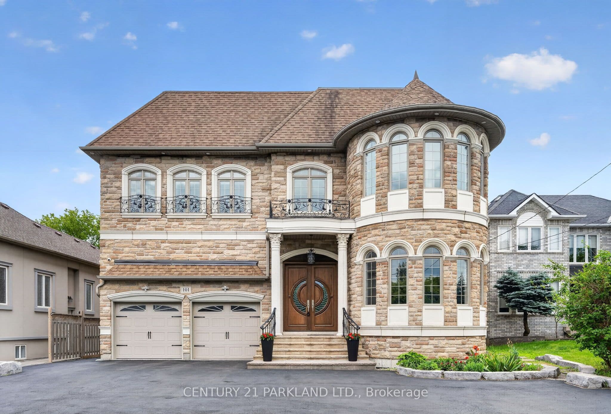 101 Elgin Mills Road W, Richmond Hill, ON L4C 4M1