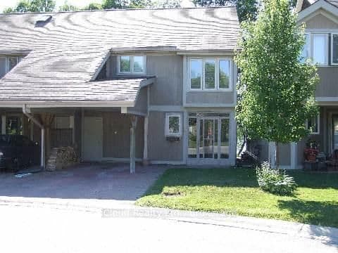 3 Davy Point Circle, Georgina, ON L4P 3H1