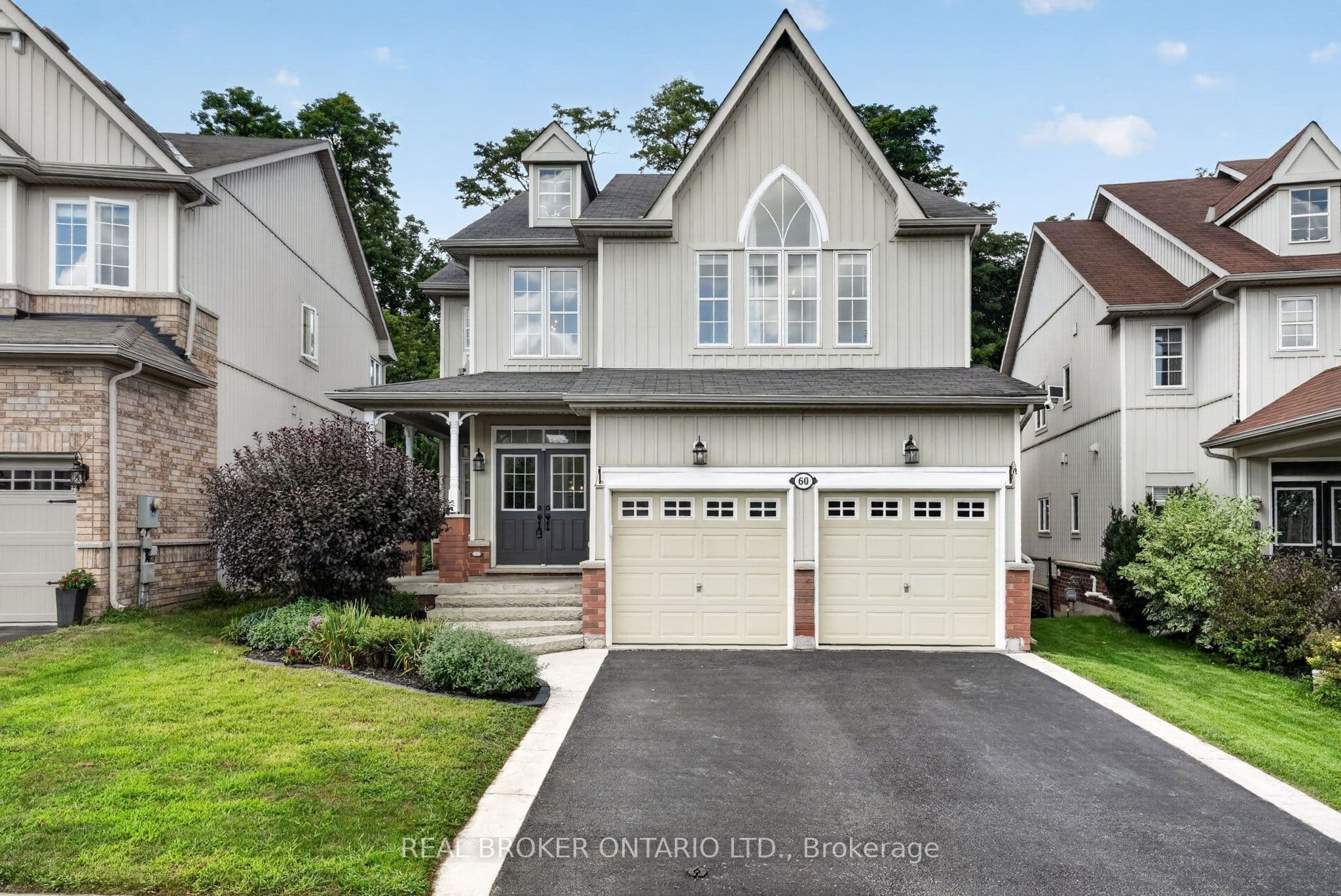 60 Meadowglen Boulevard, Halton Hills, ON L7G 0B7