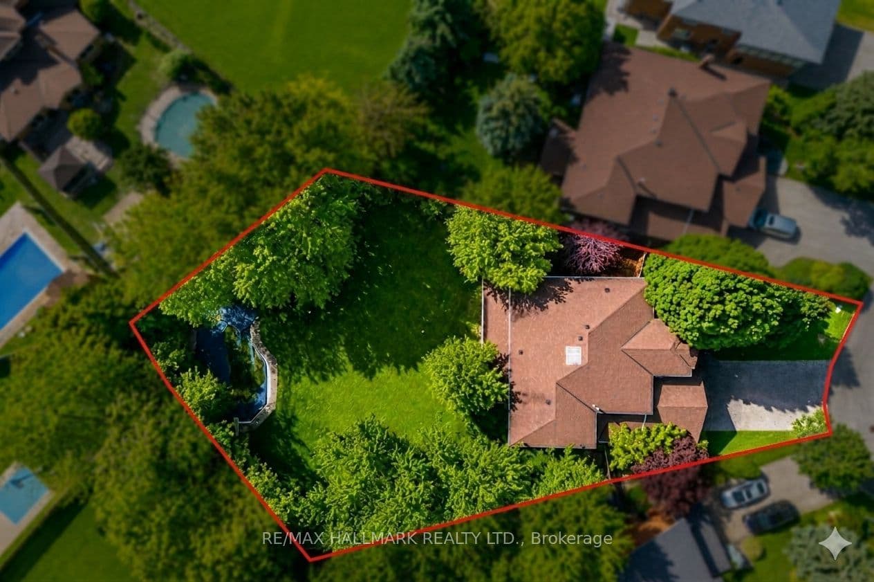 69 King's Cross Avenue, Richmond Hill, ON L4B 2T2