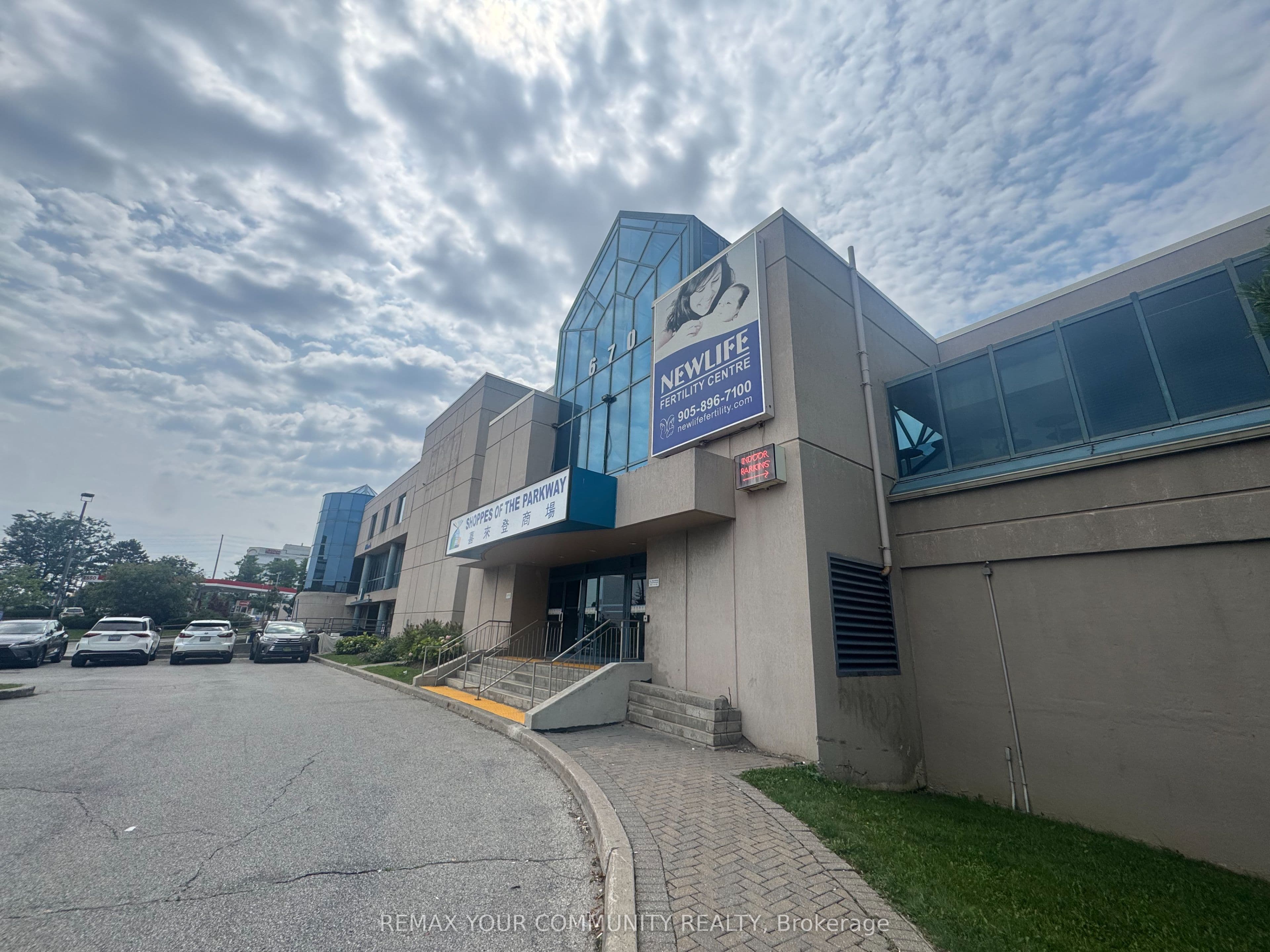 670 Highway 7 Street E 8, Richmond Hill, ON L4B 2P2