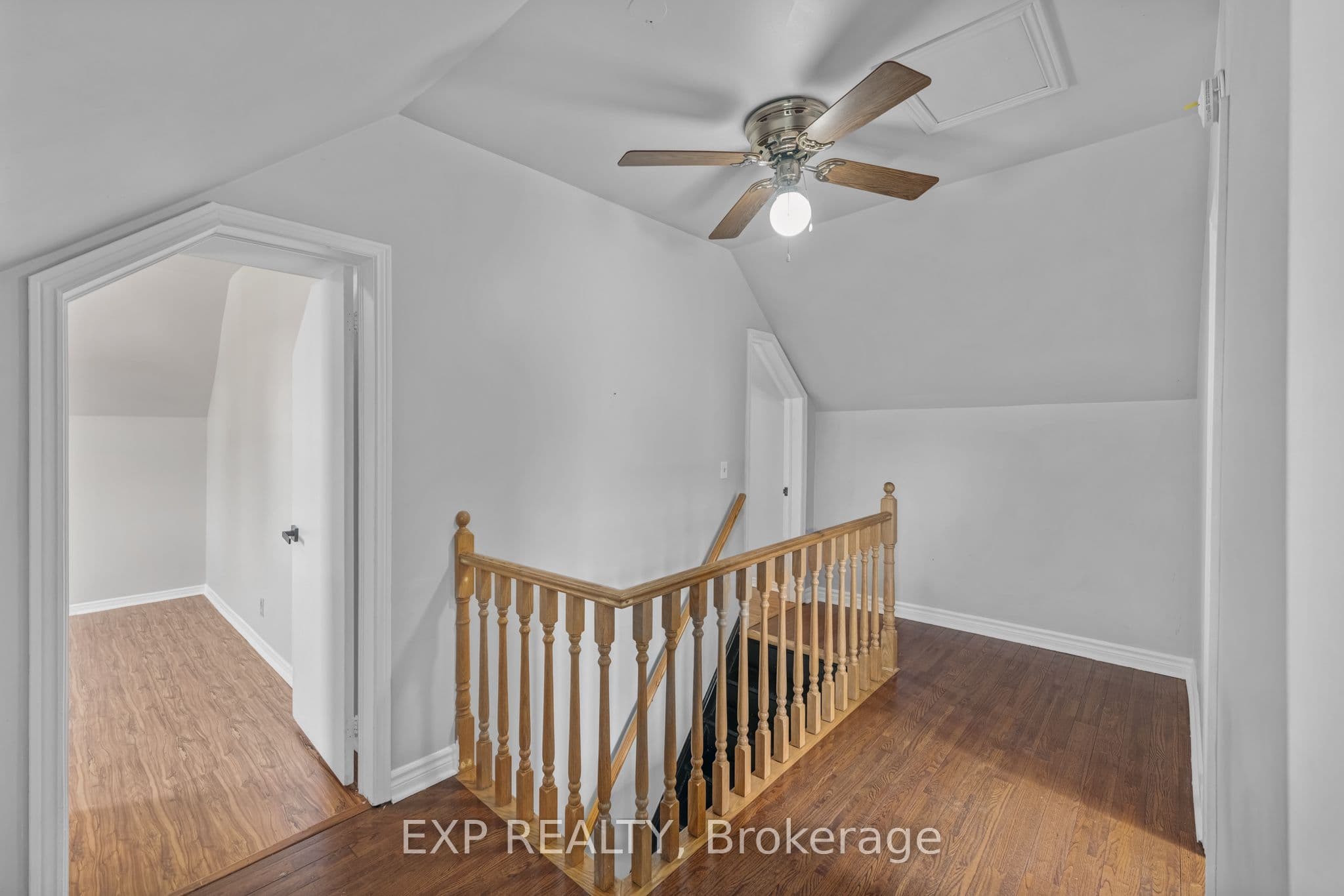 19423 Yonge Street, East Gwillimbury, ON L9N 1L8