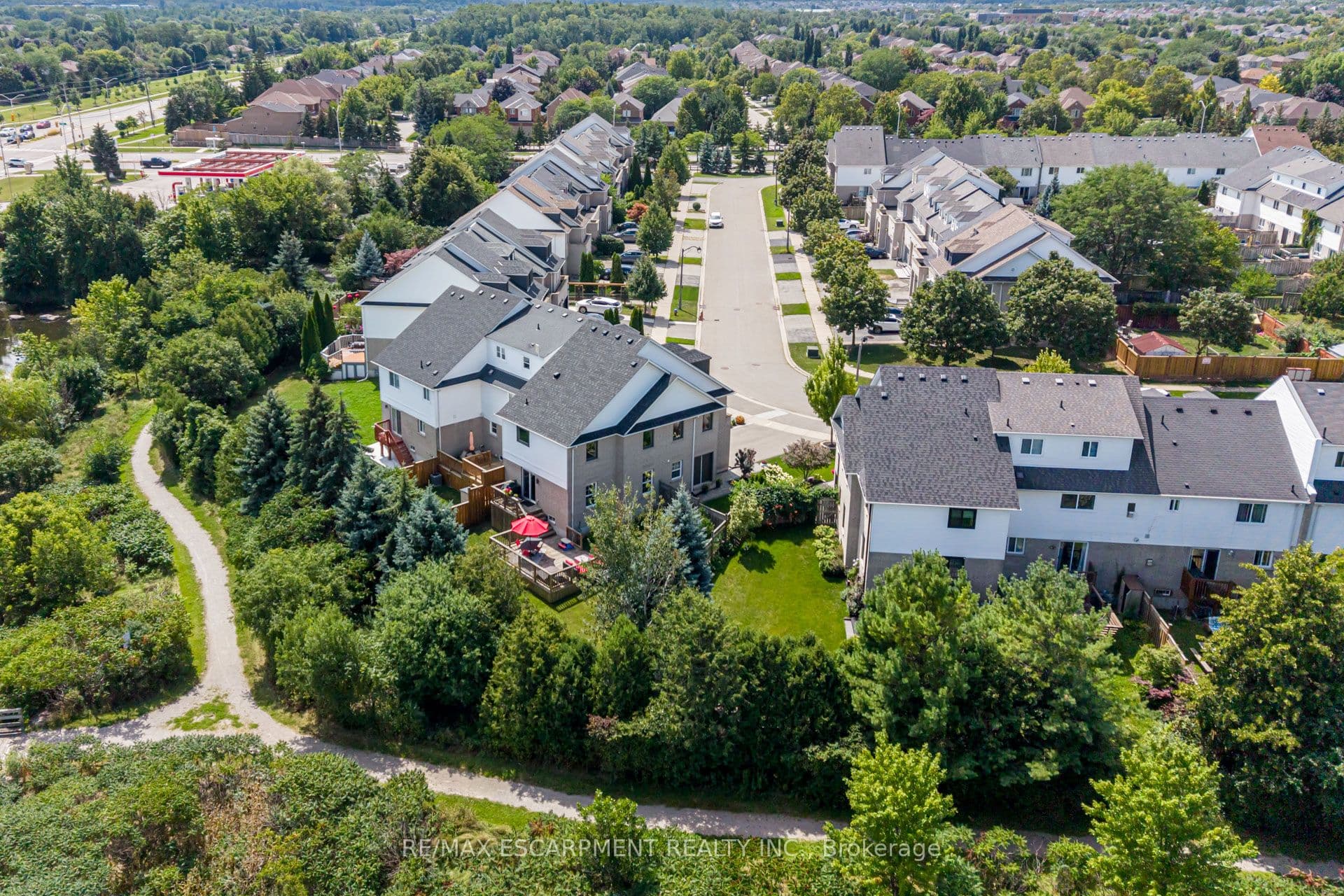 2125 White Dove Circle, Oakville, ON L6M 3R6