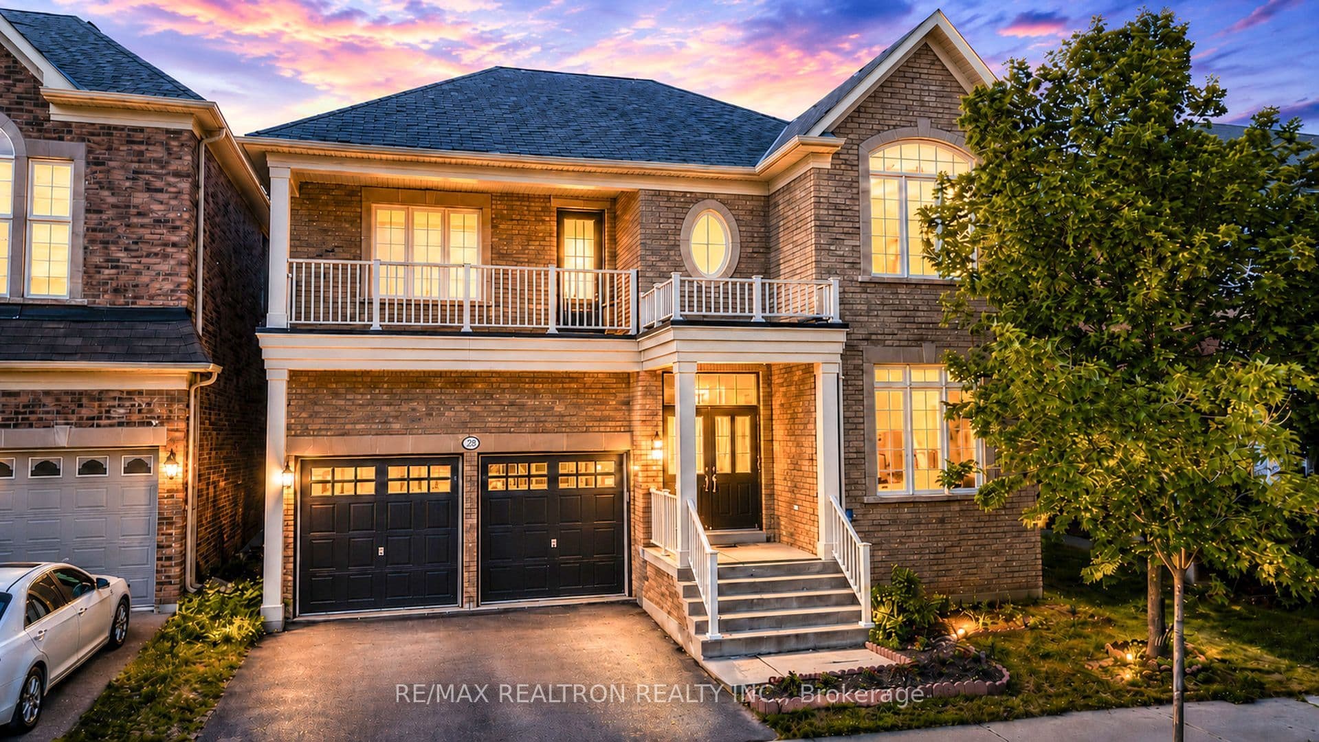 28 Brightside Avenue, Richmond Hill, ON L4E 0P6