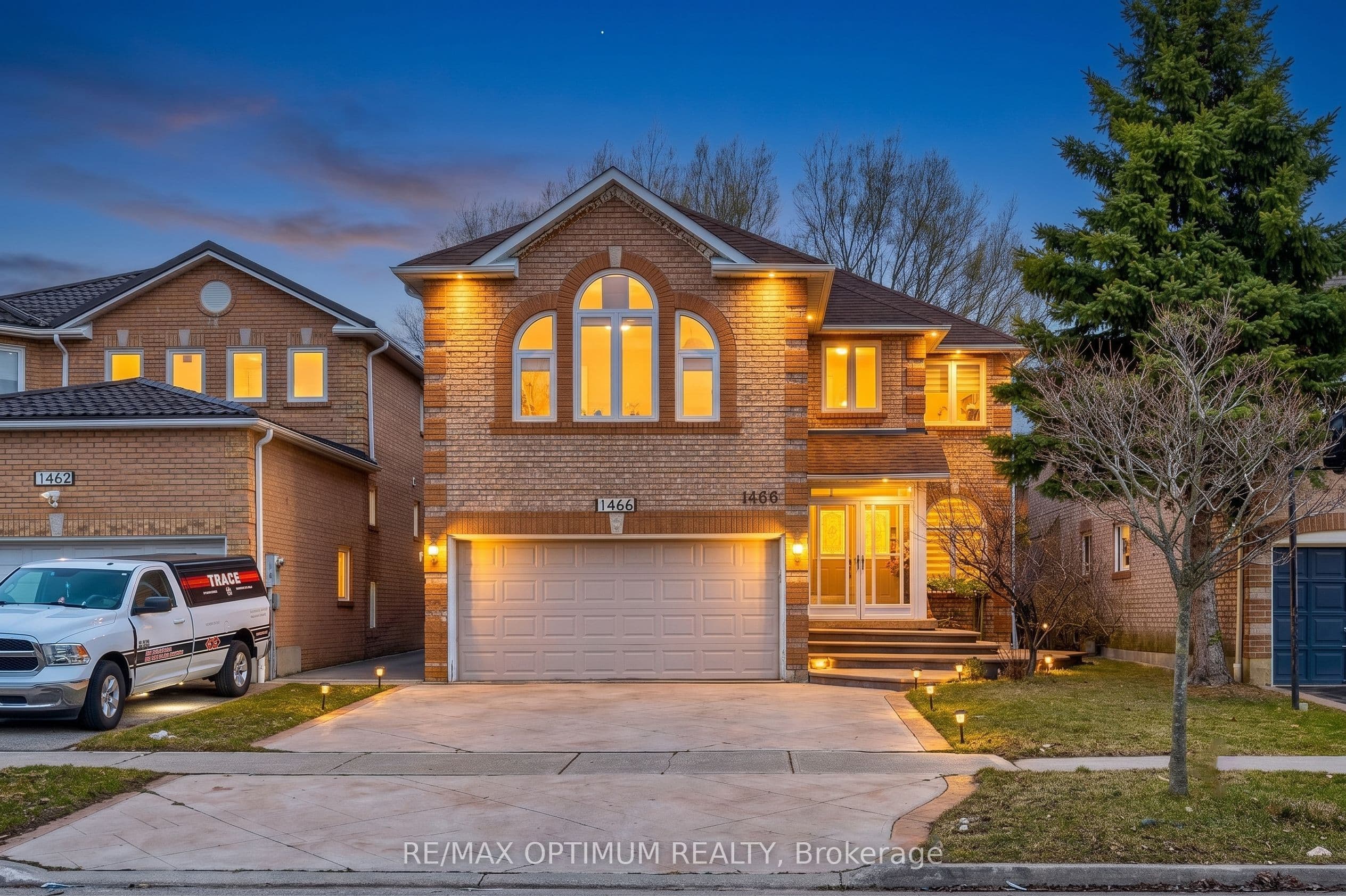 1466 Willowvale Gardens, Mississauga, ON L5V 1T7