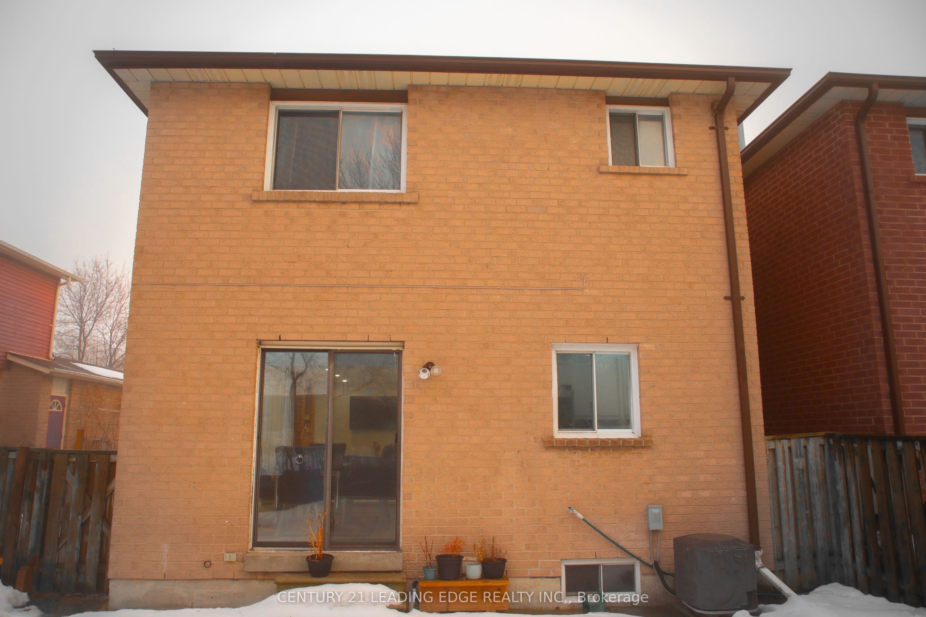 165 Stephenson Crescent, Richmond Hill, ON L4C 5T3