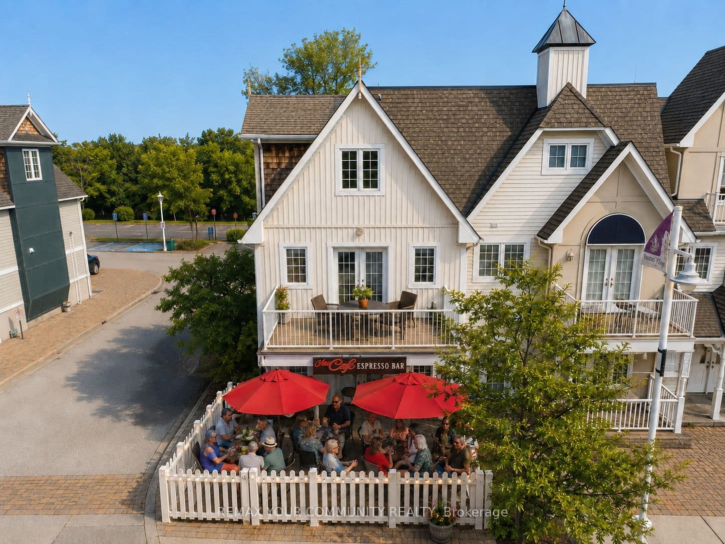 617 Liverpool Road, Pickering, ON L1W 1R1