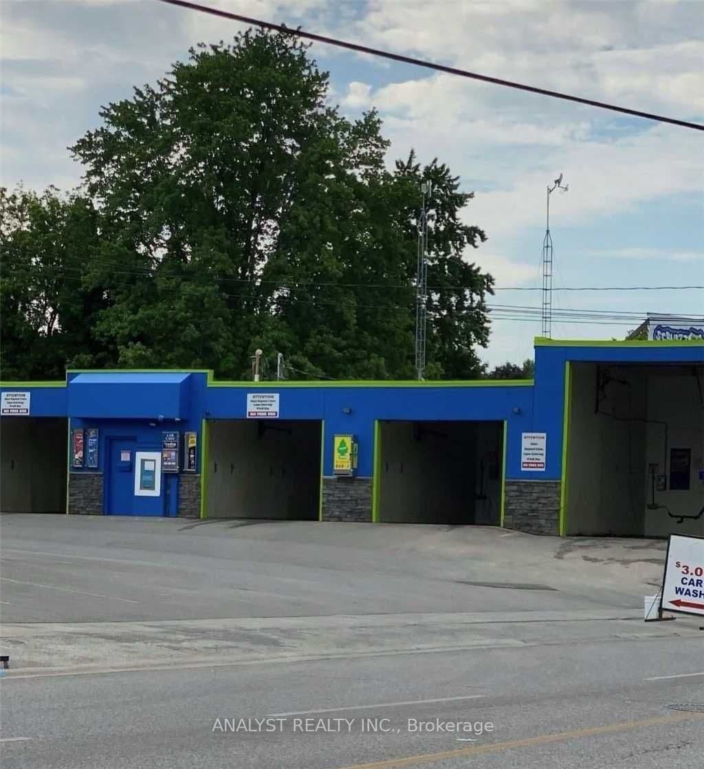 17-25 Alexander Road, Newmarket, ON L3Y 3J2