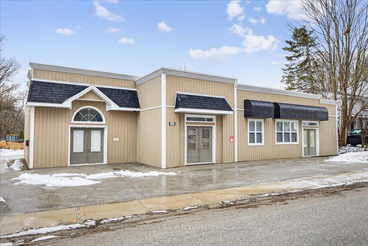 169 Charlotte Street S Unit 1, Newmarket, ON L3Y 3S7