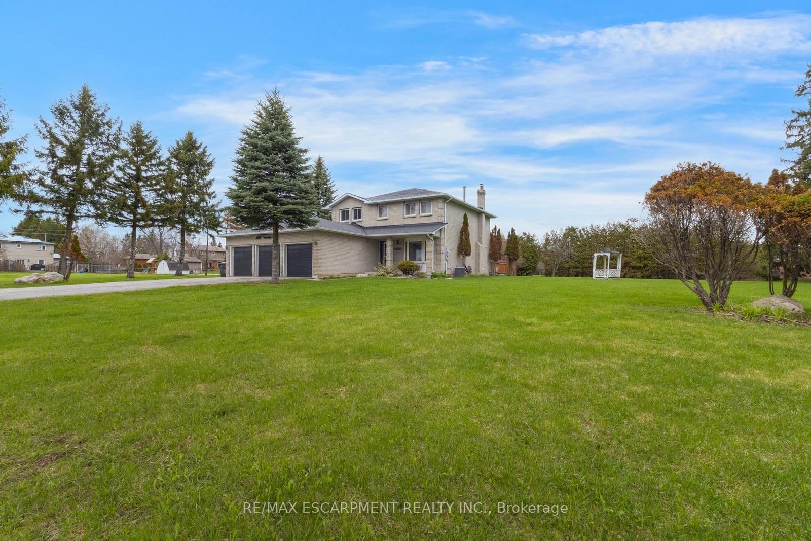 18555 Hurontario Street, Caledon, ON L7K 0X8