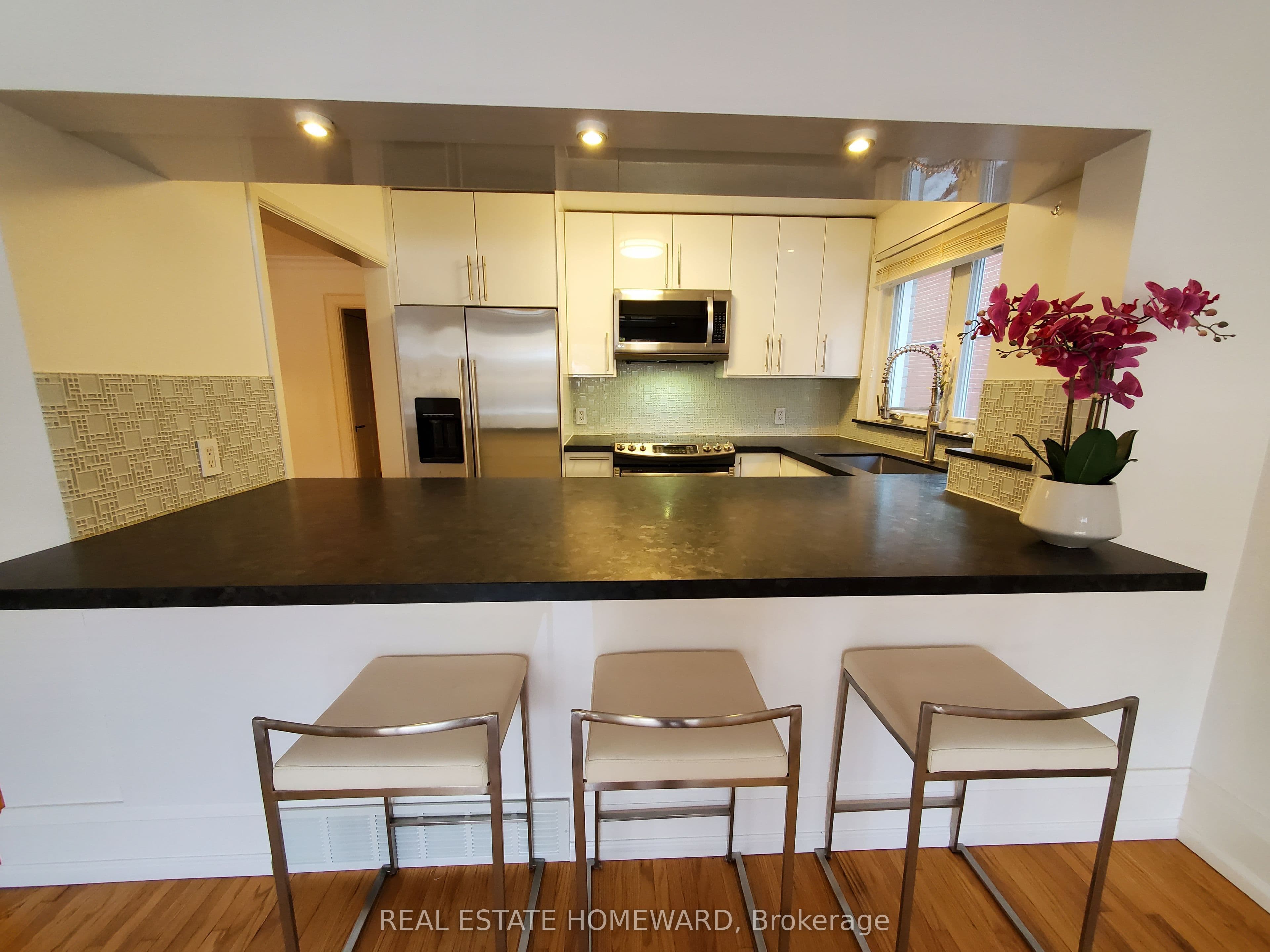21 Love Crescent Main Floor, Toronto, ON M4E 1V6
