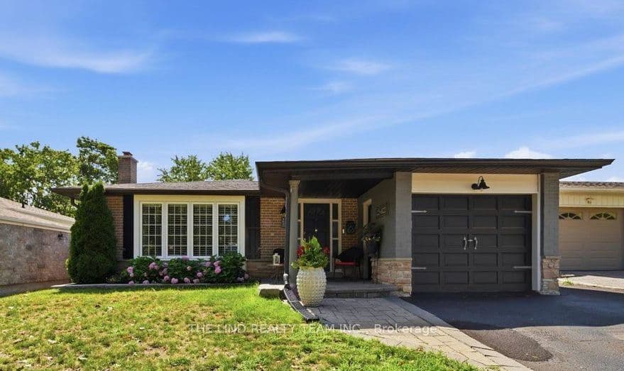 163 Orchard Heights Boulevard, Aurora, ON L4G 3A3