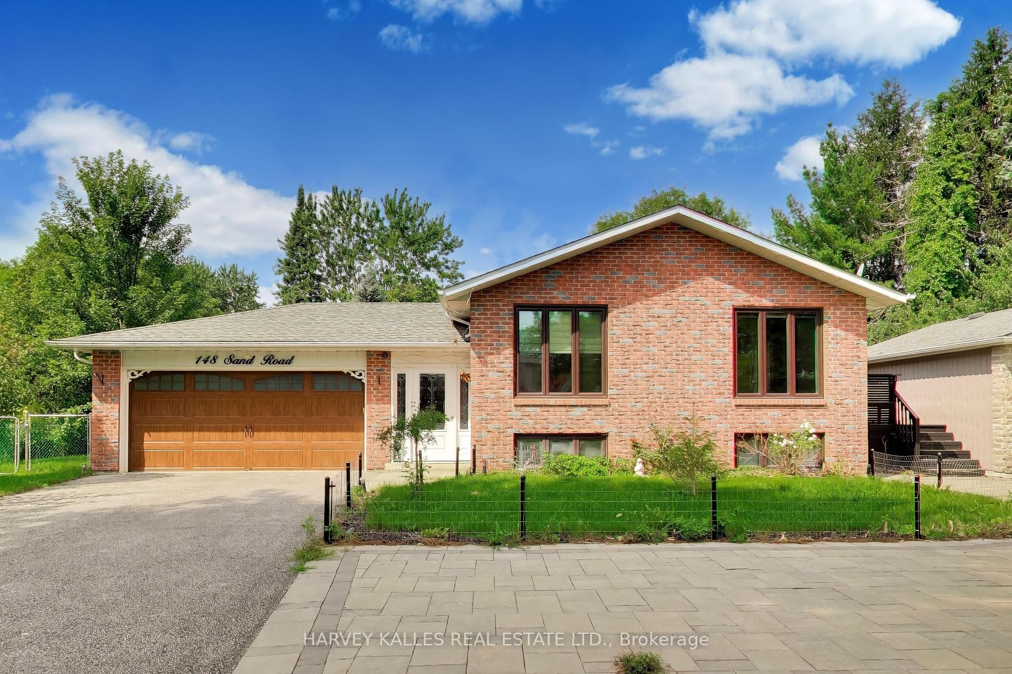 148 Sand Road, East Gwillimbury, ON L9N 1H9