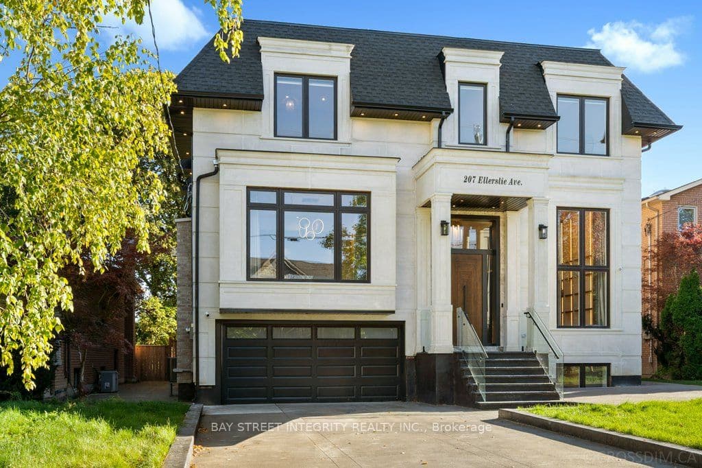 207 Ellerslie Avenue, Toronto, ON M2N 1Y3