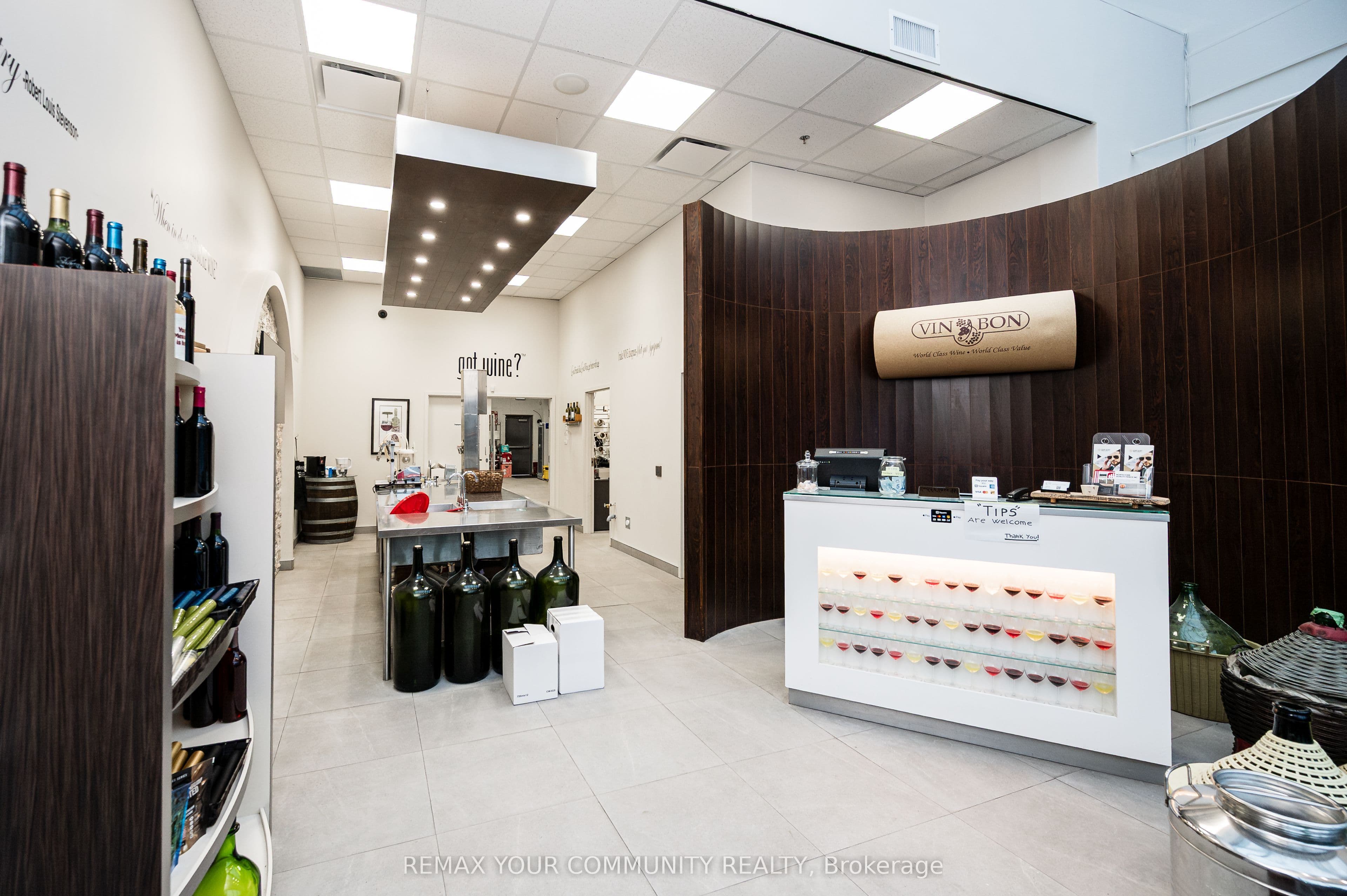 27 Roytec Road 4A, Vaughan, ON L4L 8E3