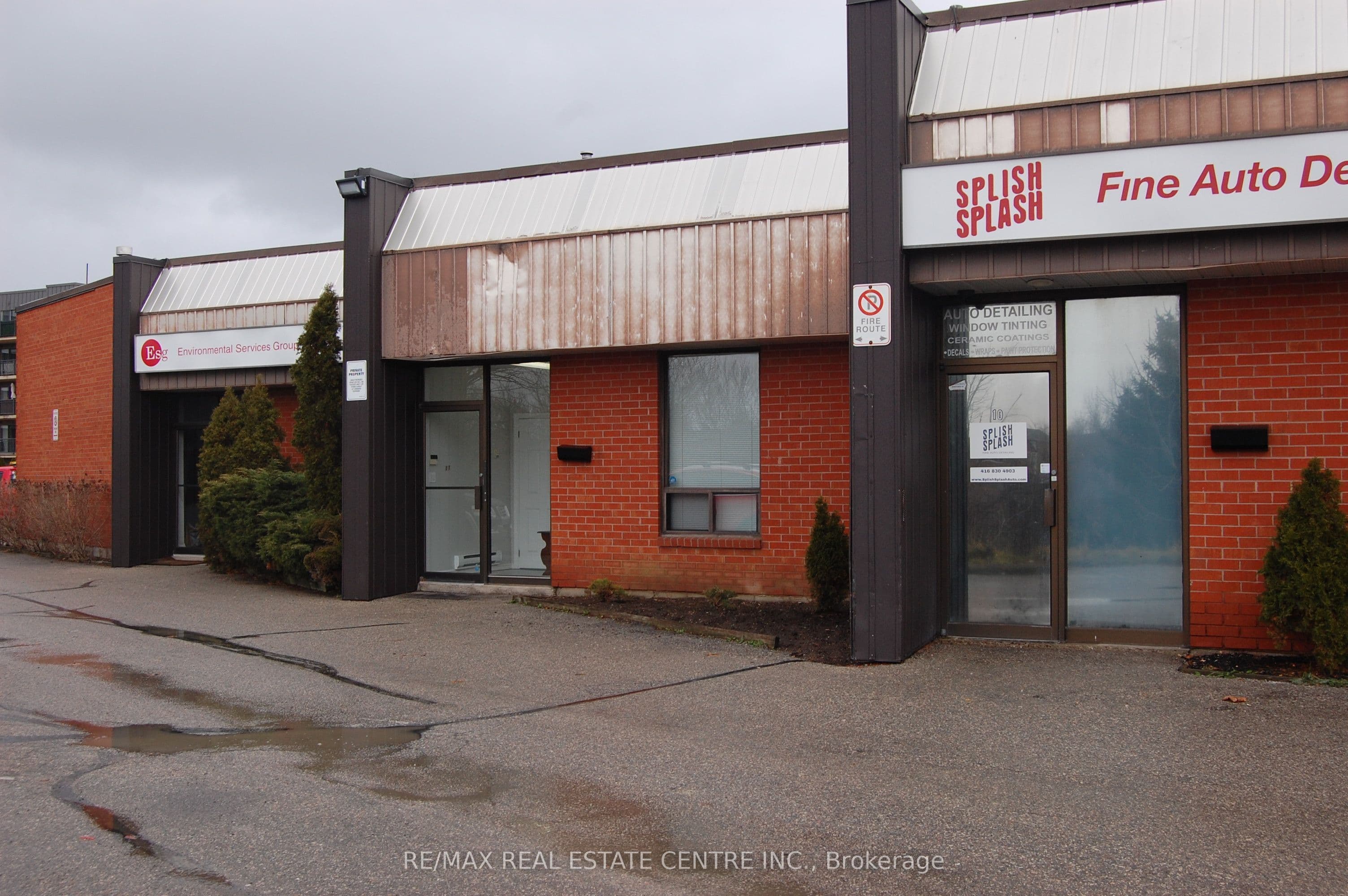 350 Woodbridge Avenue 11, Vaughan, ON L4L 3K8