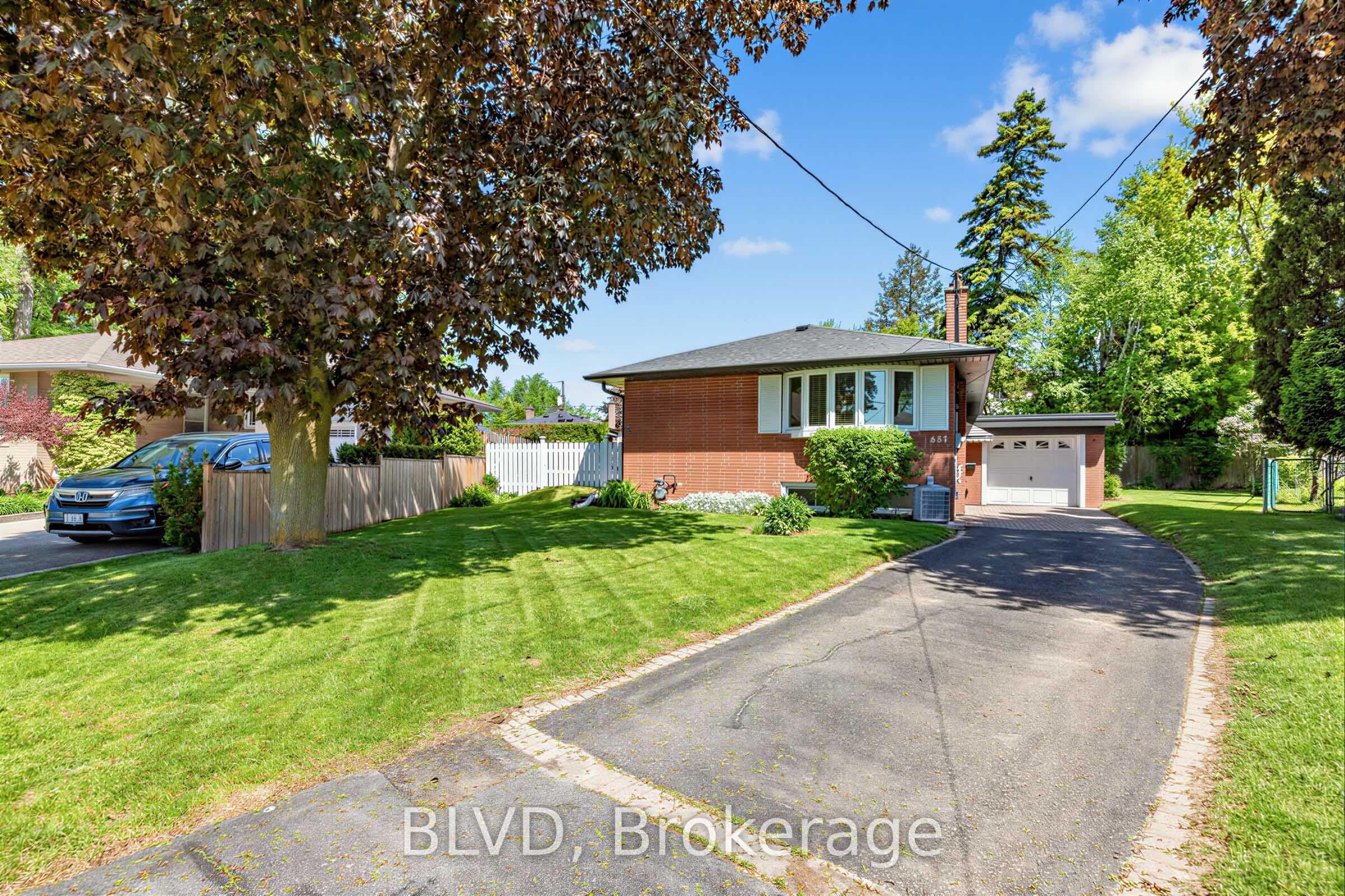 457 Paliser Crescent N, Richmond Hill, ON L4C 1R7
