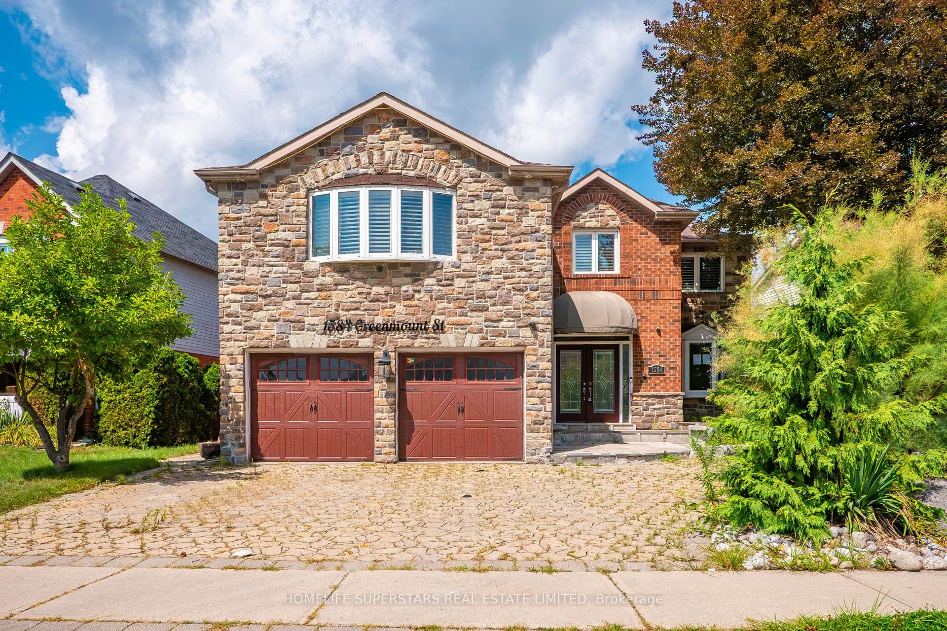 1584 Greenmount Street, Pickering, ON L1X 2J1