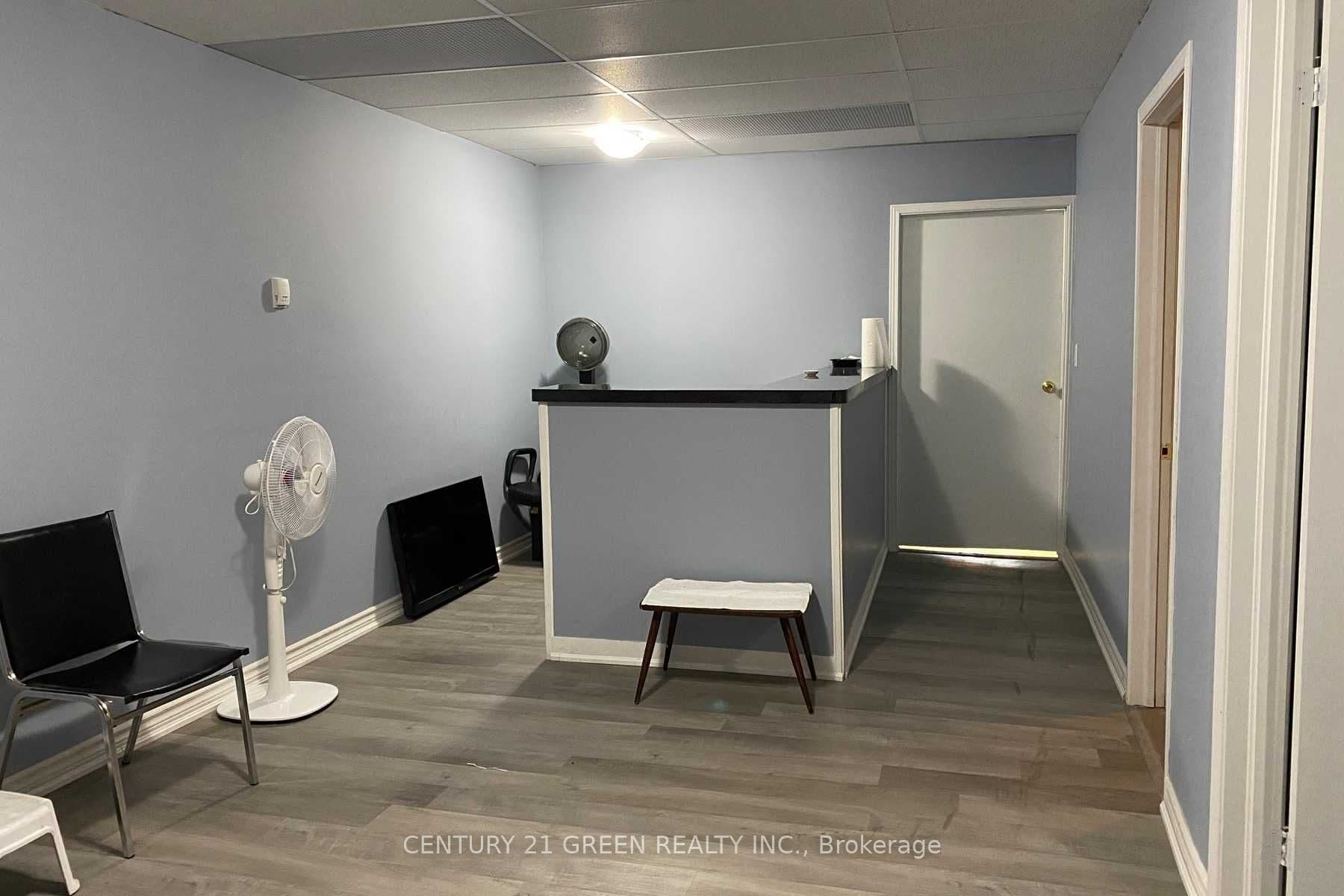 2565 Steeles Avenue E 8, Brampton, ON L6T 4L6