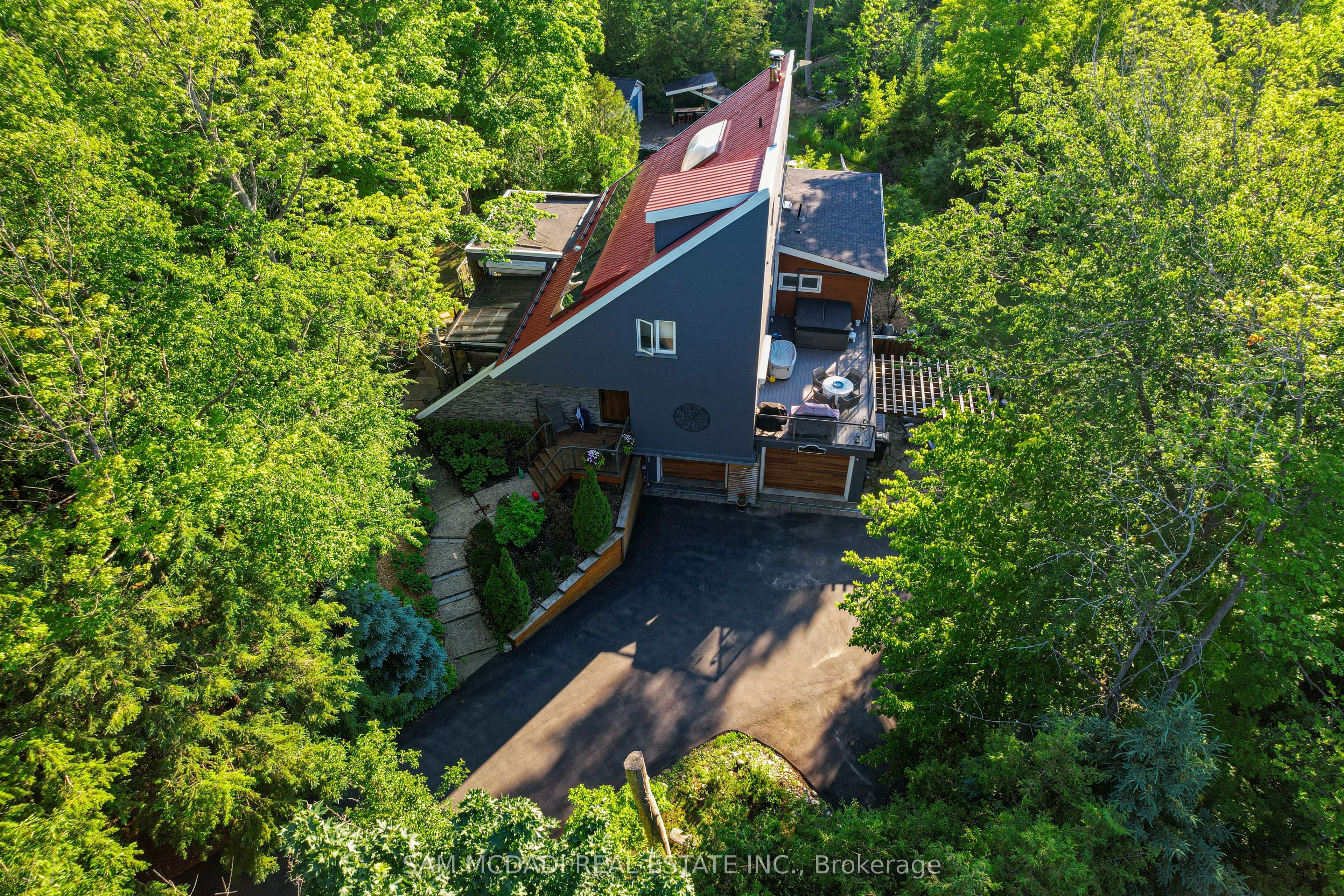 2814 Forks Of The Credit Road, Caledon, ON L7K 2H5
