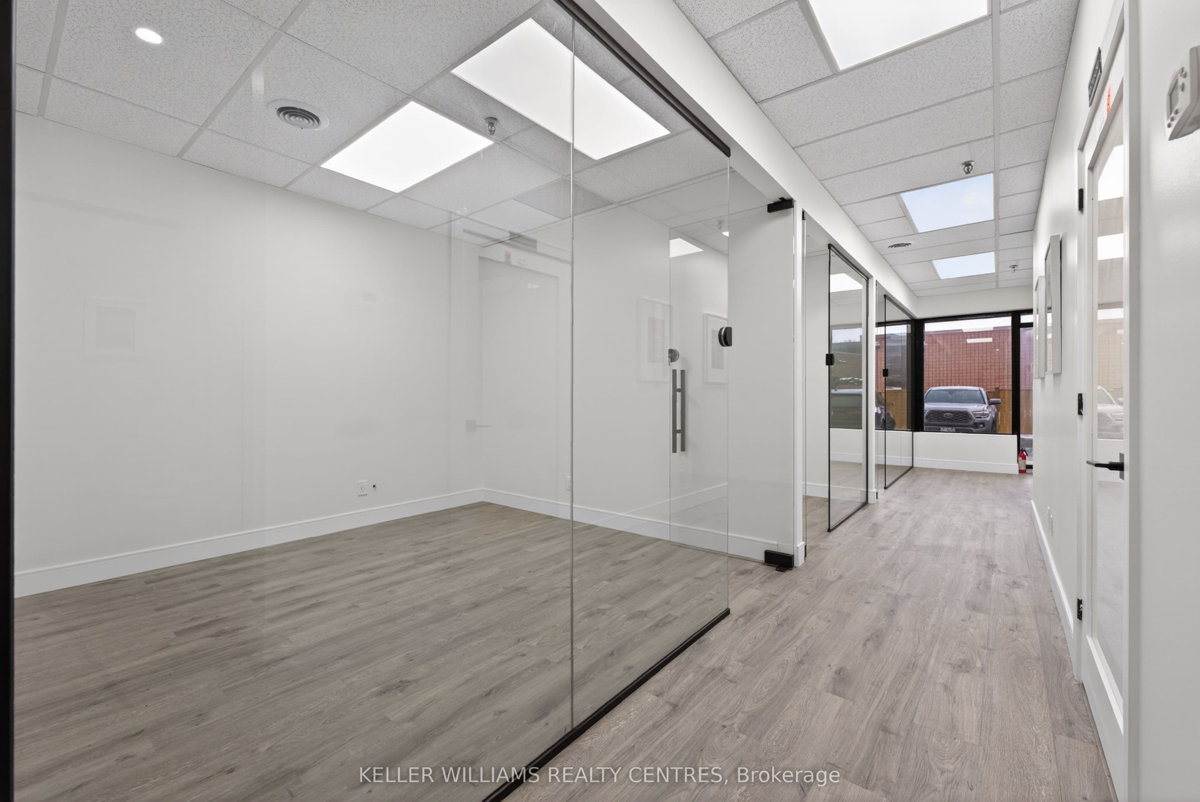 570 Hood Road 21, Markham, ON L3R 4G7