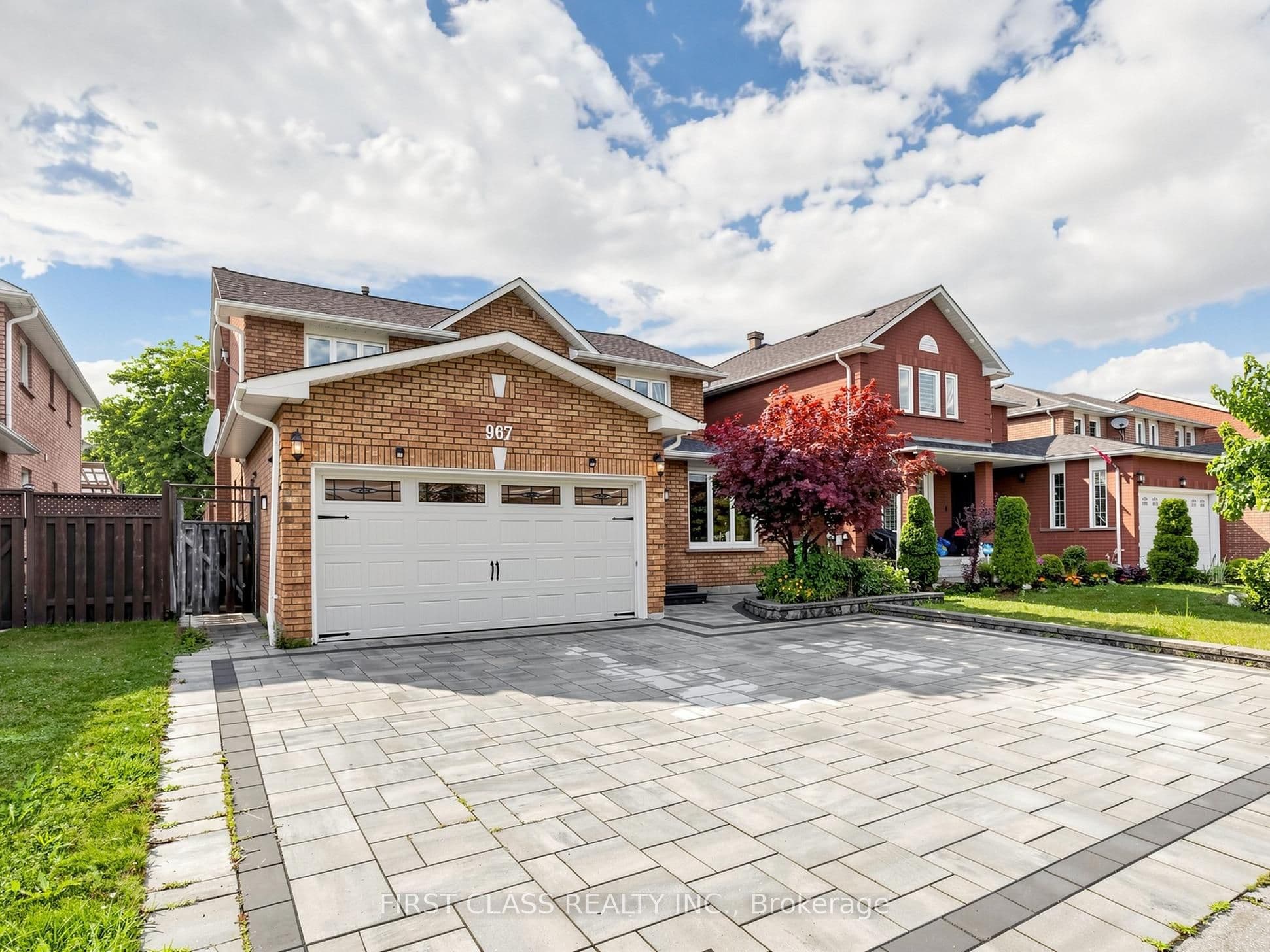 967 White Clover Way, Mississauga, ON L5V 1E7