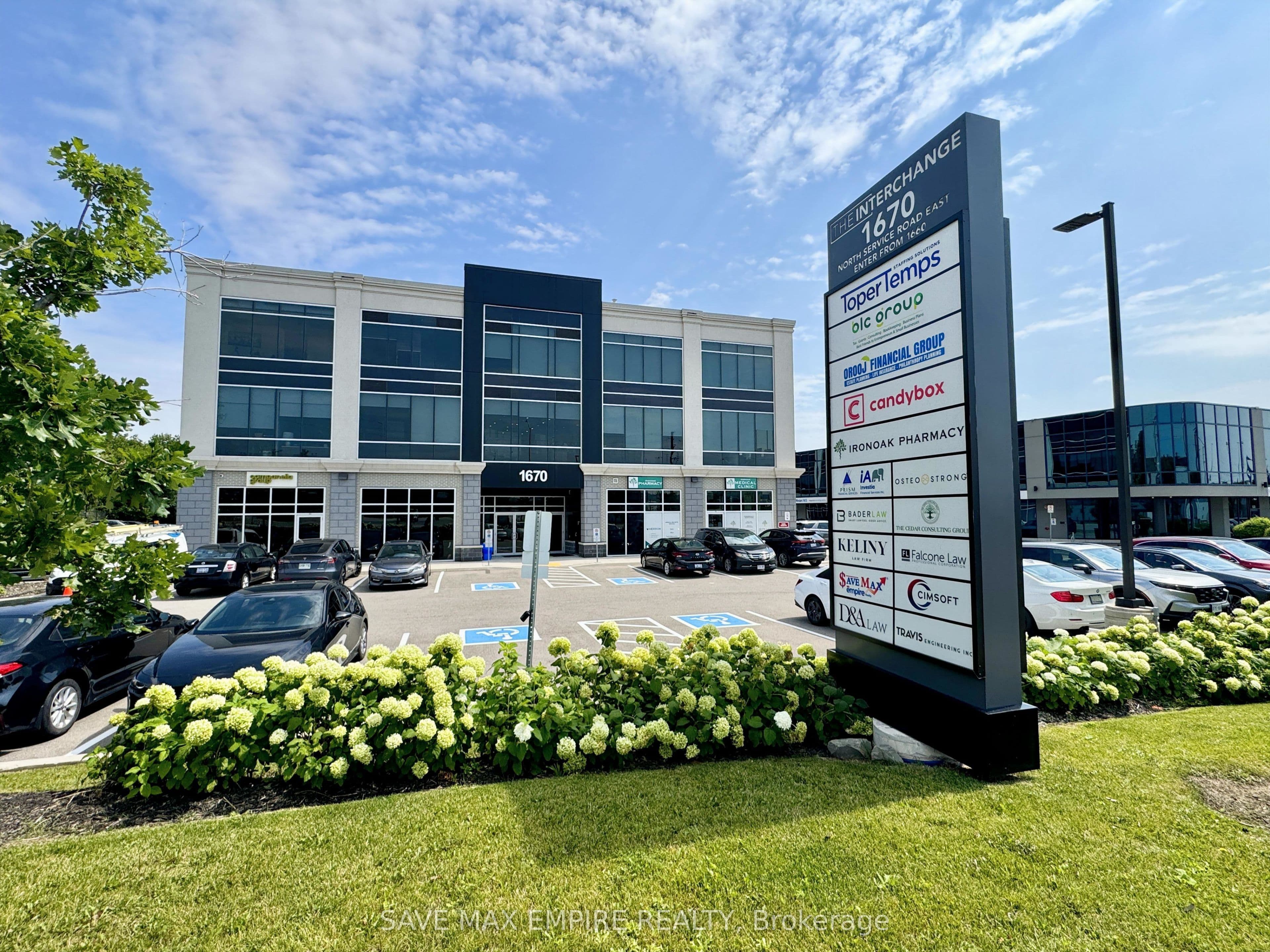 1670 North Service Road 305, Oakville, ON L6H 7G3