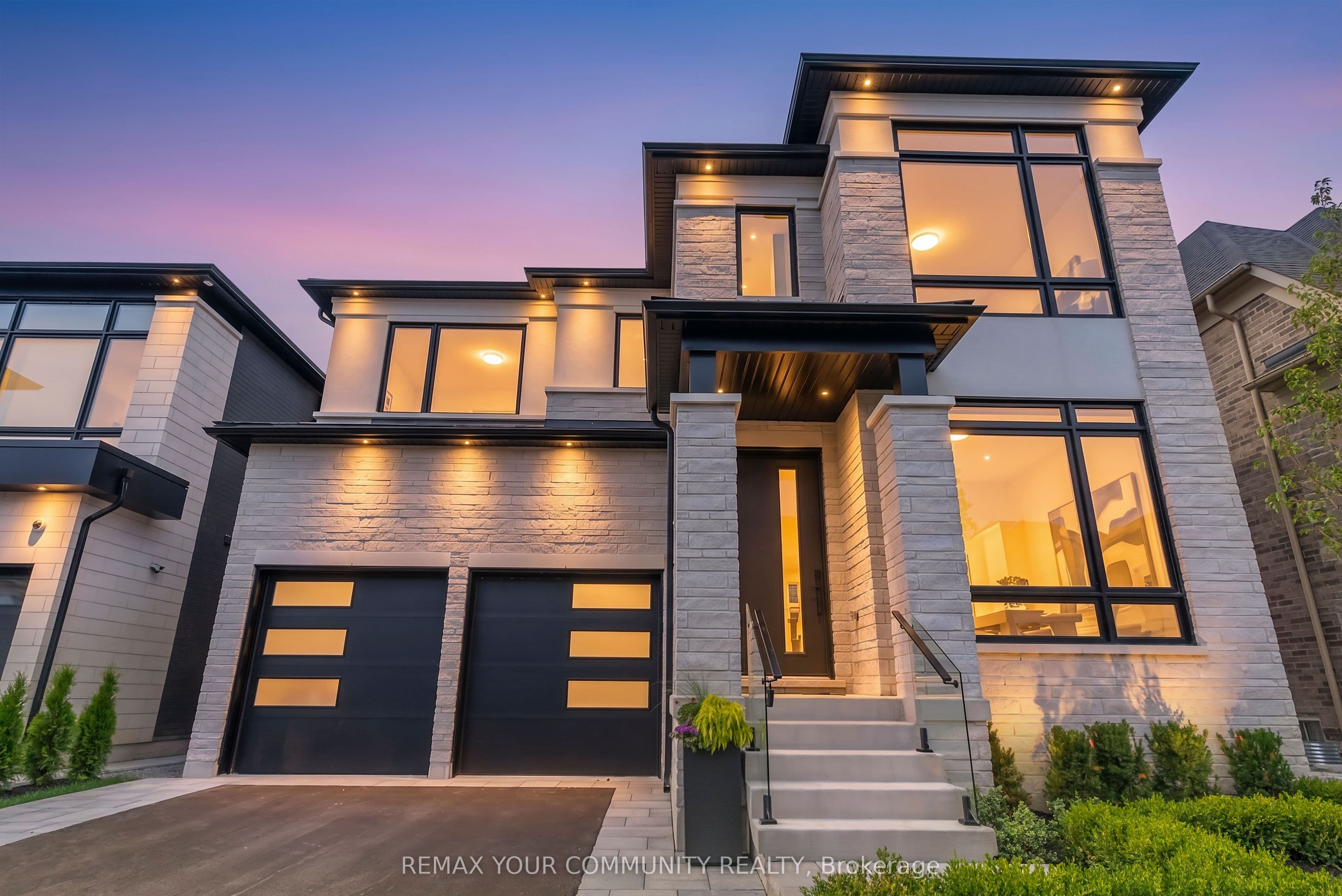 23 Menotti Drive, Richmond Hill, ON L4E 2Z2