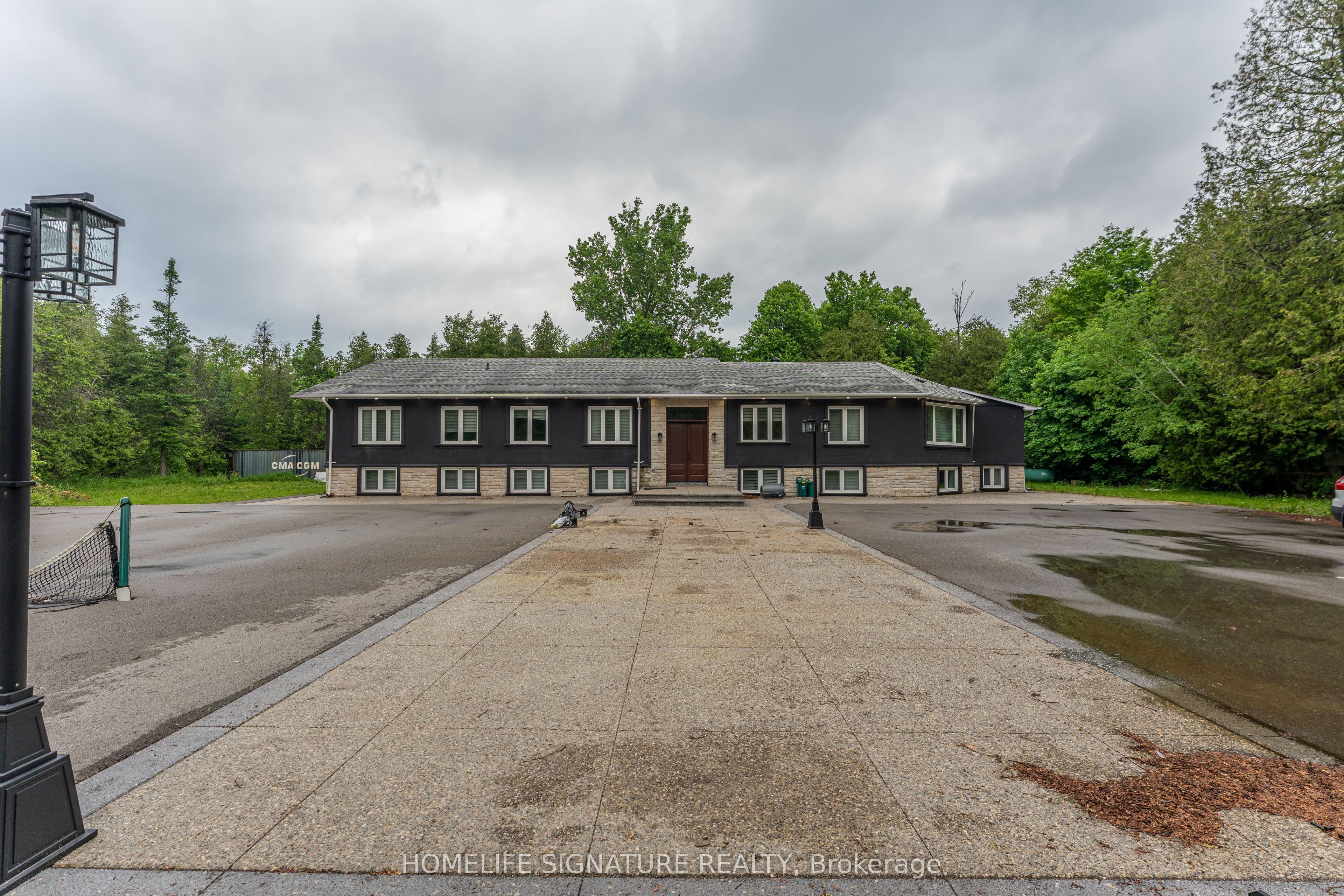 12373 Highway 7, Halton Hills, ON L7G 4S4