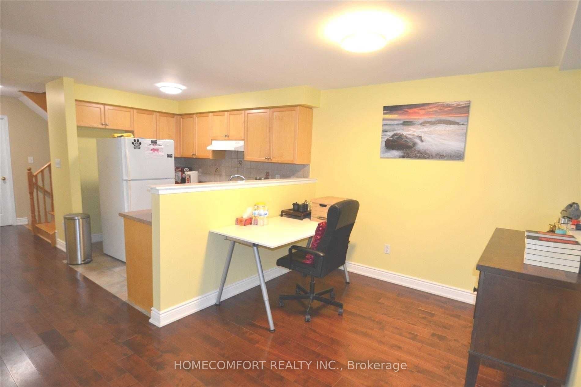 28 Deerwood Crescent, Richmond Hill, ON L4E 4B5