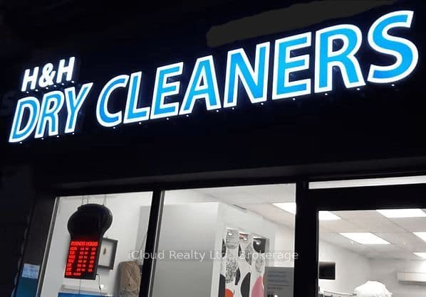 2207 Gerrard Street E, Toronto, ON M4E 2C8