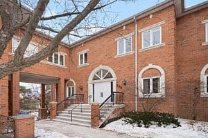 335 Renfrew Drive 201, Markham, ON L3R 9S9